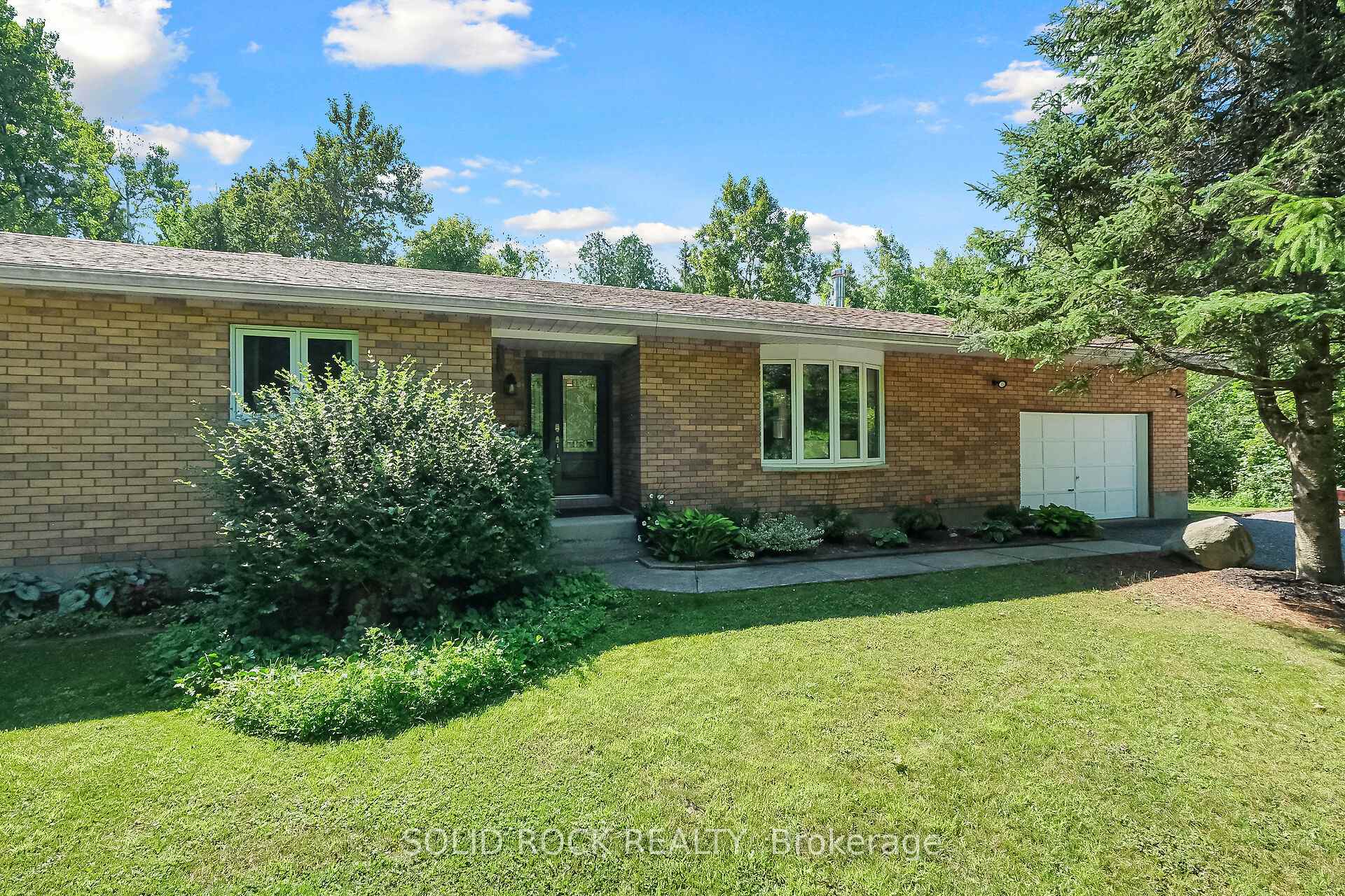 Photo 1 of 209 Deerwood Drive, Ottawa, Fitzroy Ward (South West) — HOMEH