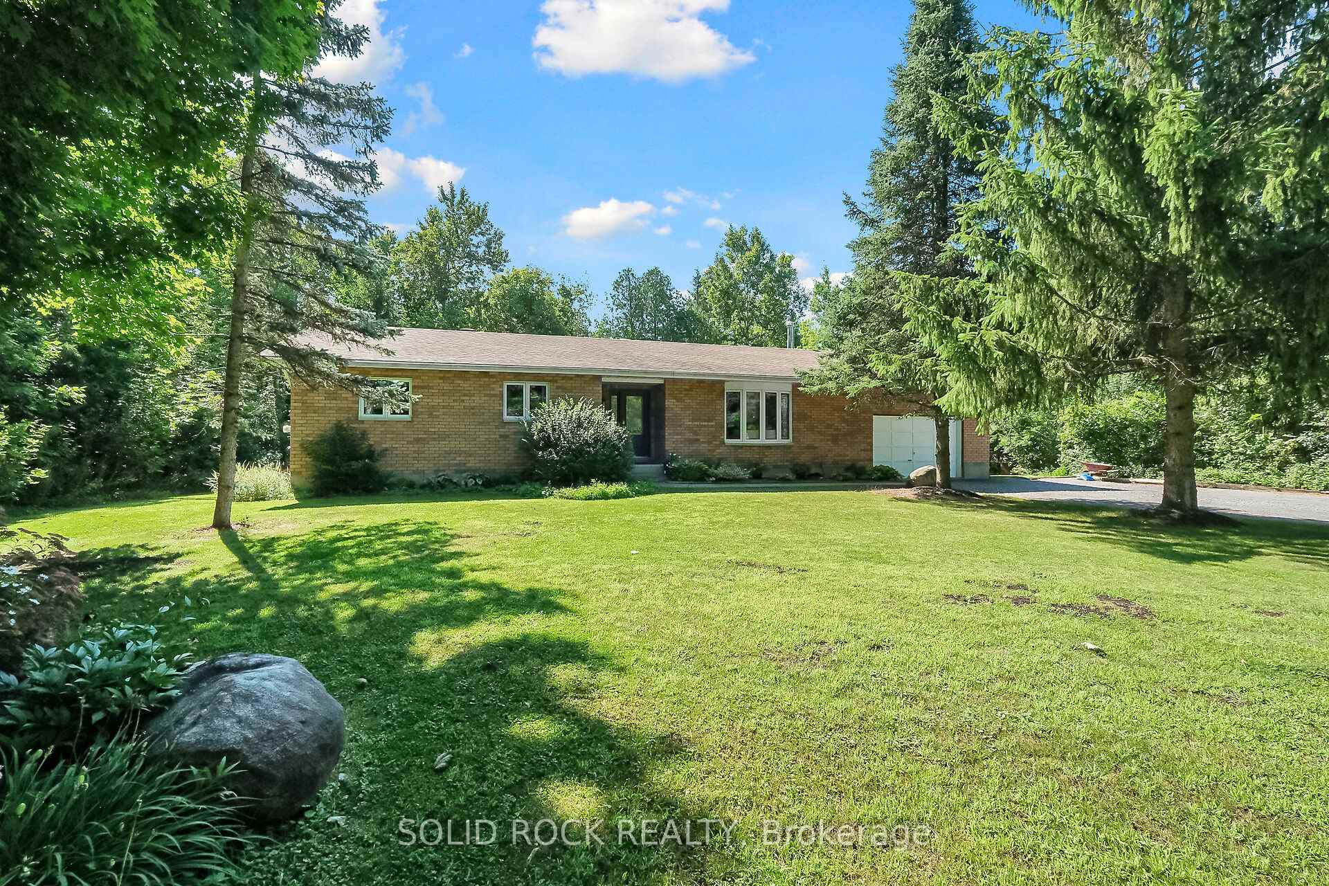 Photo 4 of 209 Deerwood Drive, Ottawa, Fitzroy Ward (South West) — HOMEH