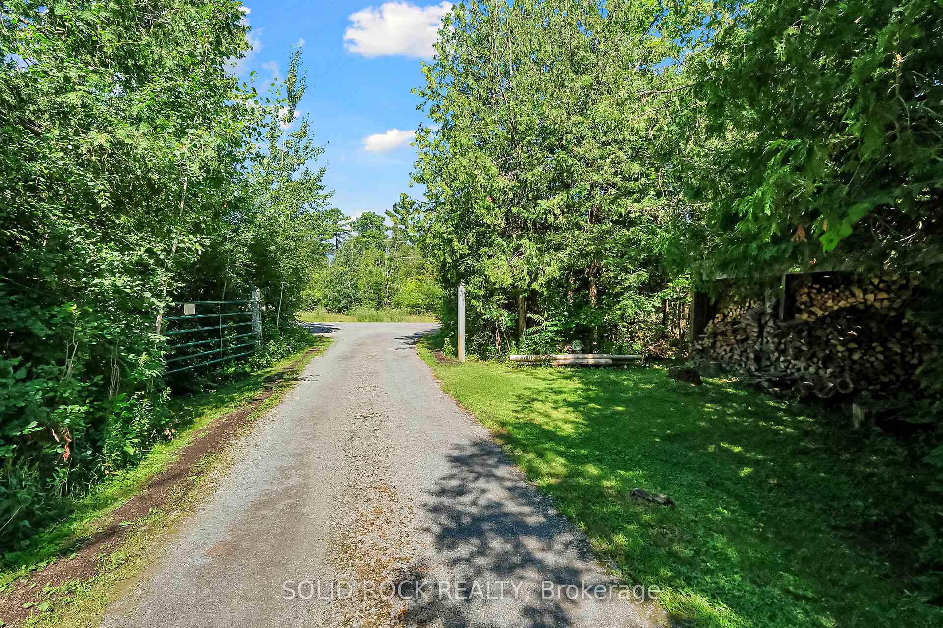 Photo 7 of 209 Deerwood Drive, Ottawa, Fitzroy Ward (South West) — HOMEH