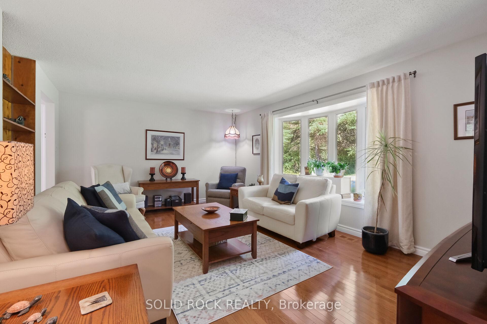 Photo 8 of 209 Deerwood Drive, Ottawa, Fitzroy Ward (South West) — HOMEH
