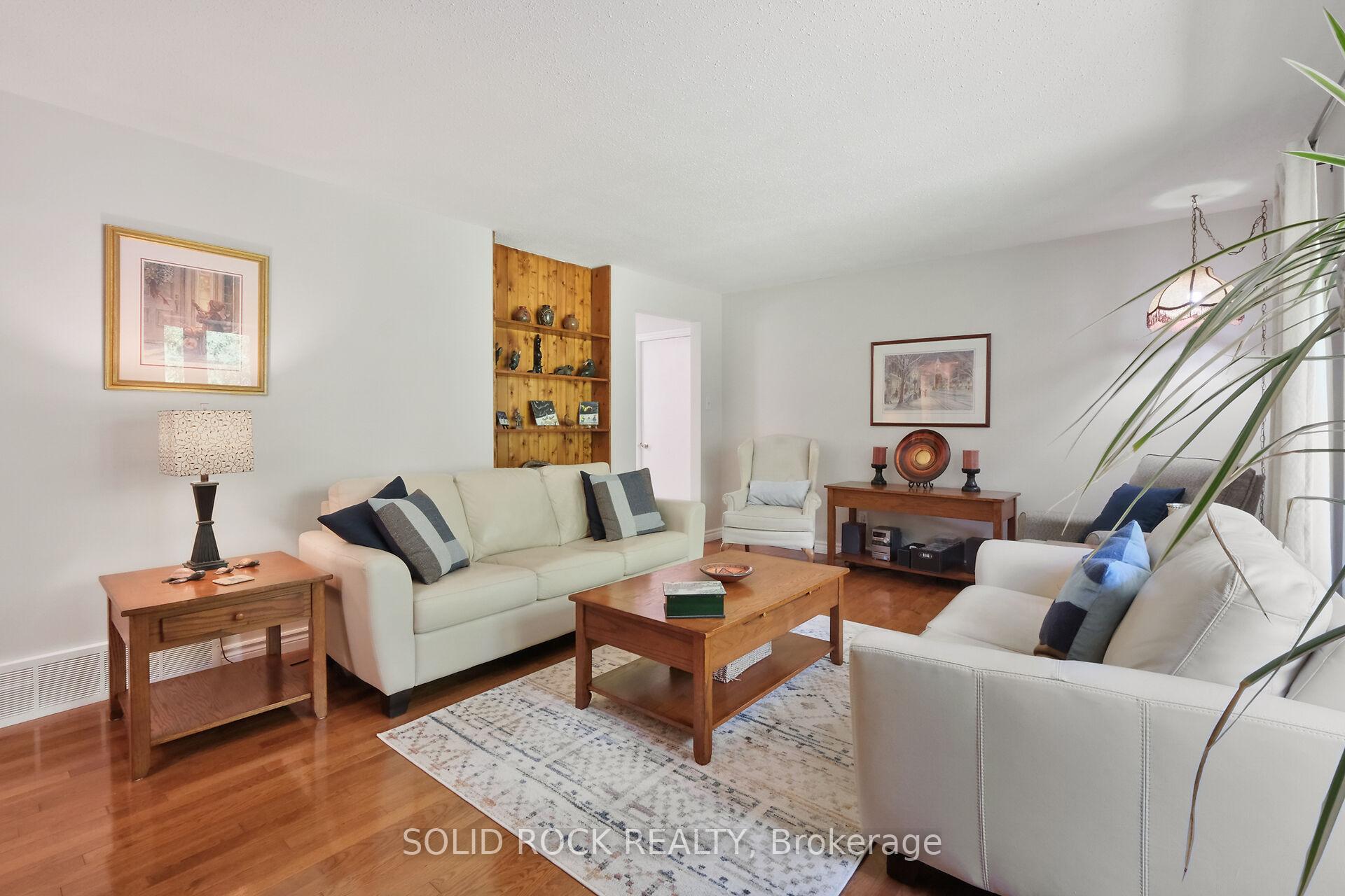 Photo 11 of 209 Deerwood Drive, Ottawa, Fitzroy Ward (South West) — HOMEH