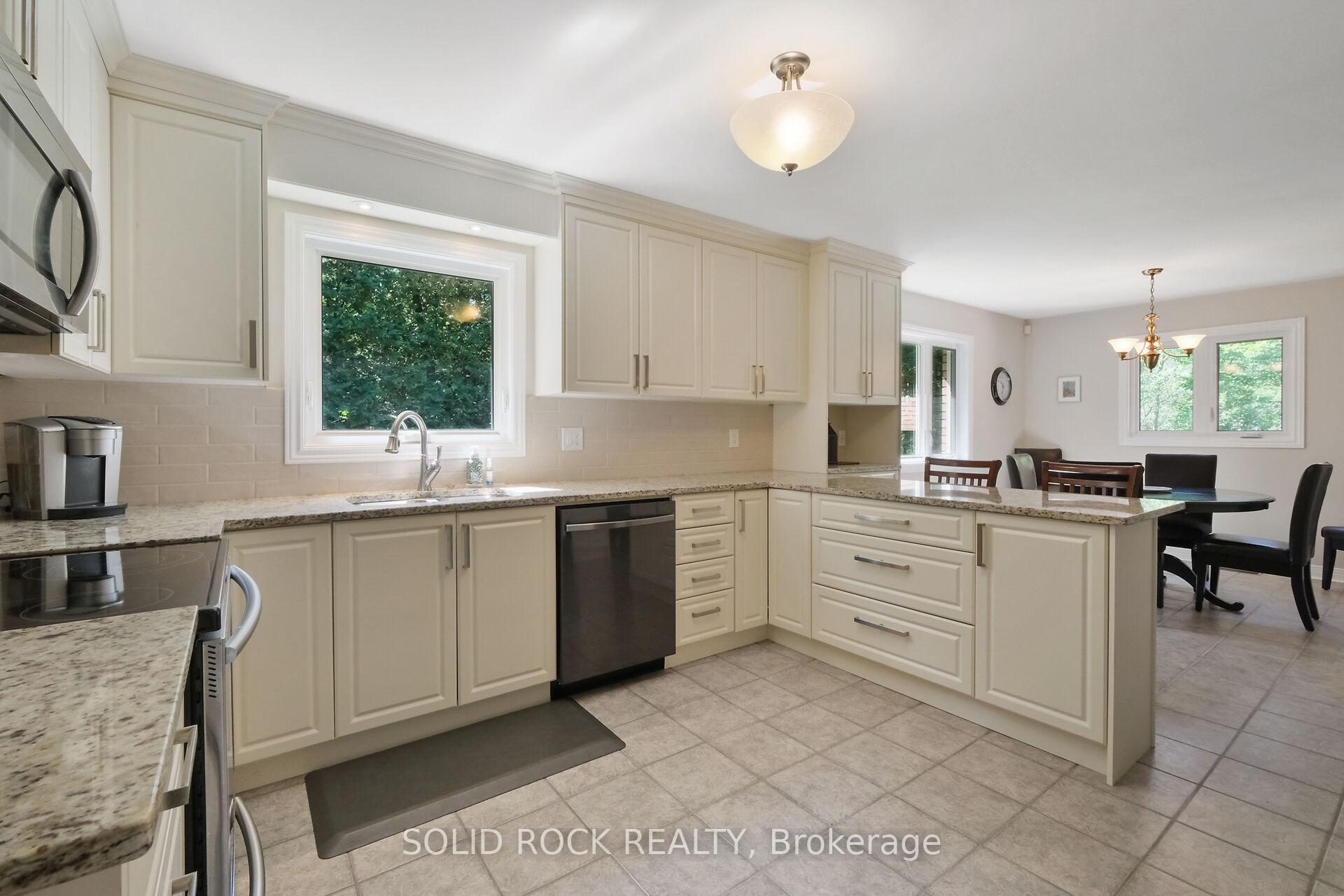 Photo 18 of 209 Deerwood Drive, Ottawa, Fitzroy Ward (South West) — HOMEH