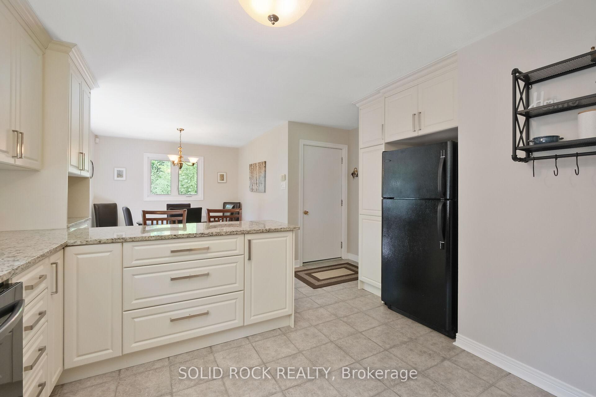 Photo 19 of 209 Deerwood Drive, Ottawa, Fitzroy Ward (South West) — HOMEH