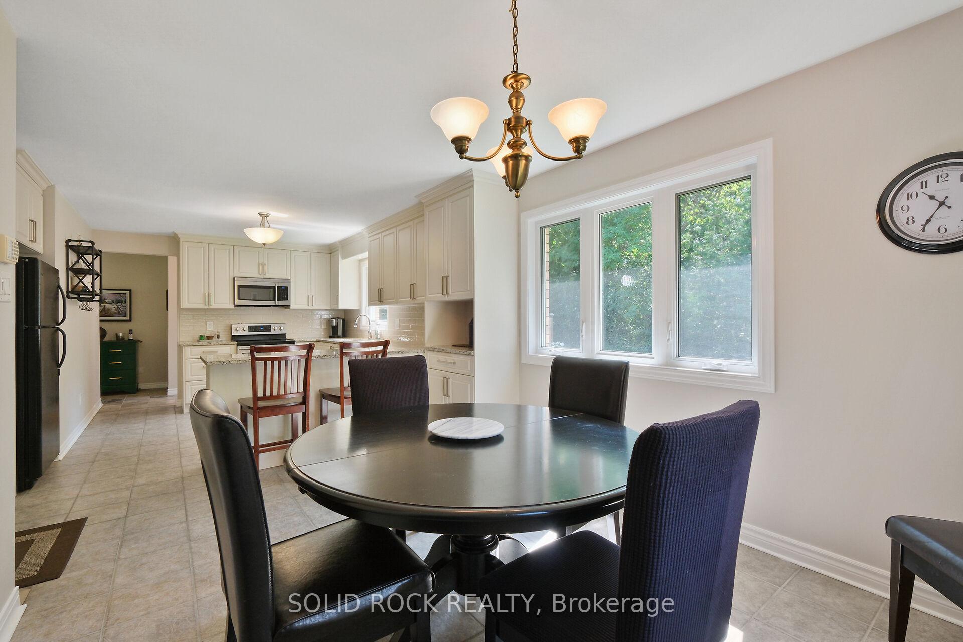 Photo 16 of 209 Deerwood Drive, Ottawa, Fitzroy Ward (South West) — HOMEH