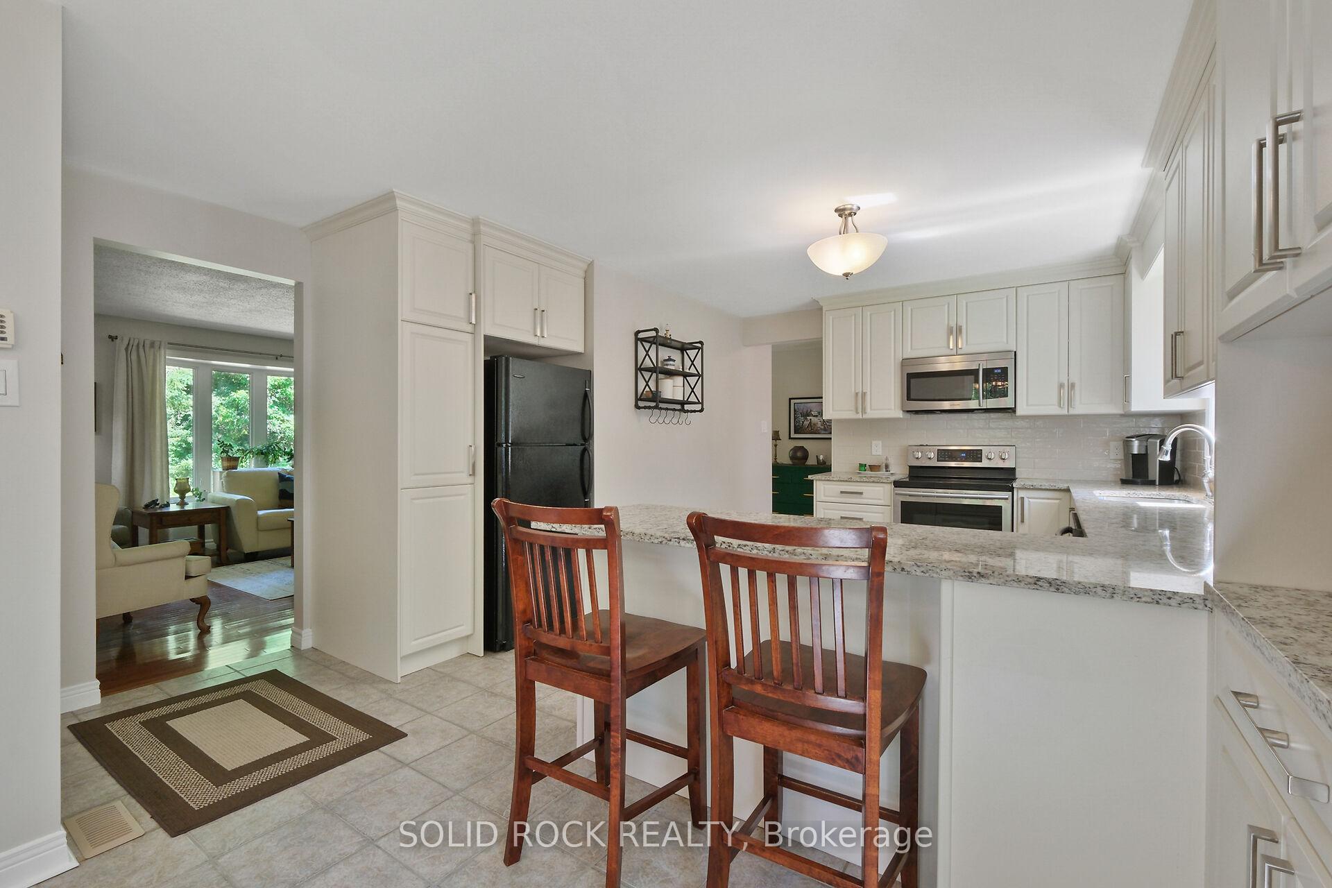 Photo 20 of 209 Deerwood Drive, Ottawa, Fitzroy Ward (South West) — HOMEH