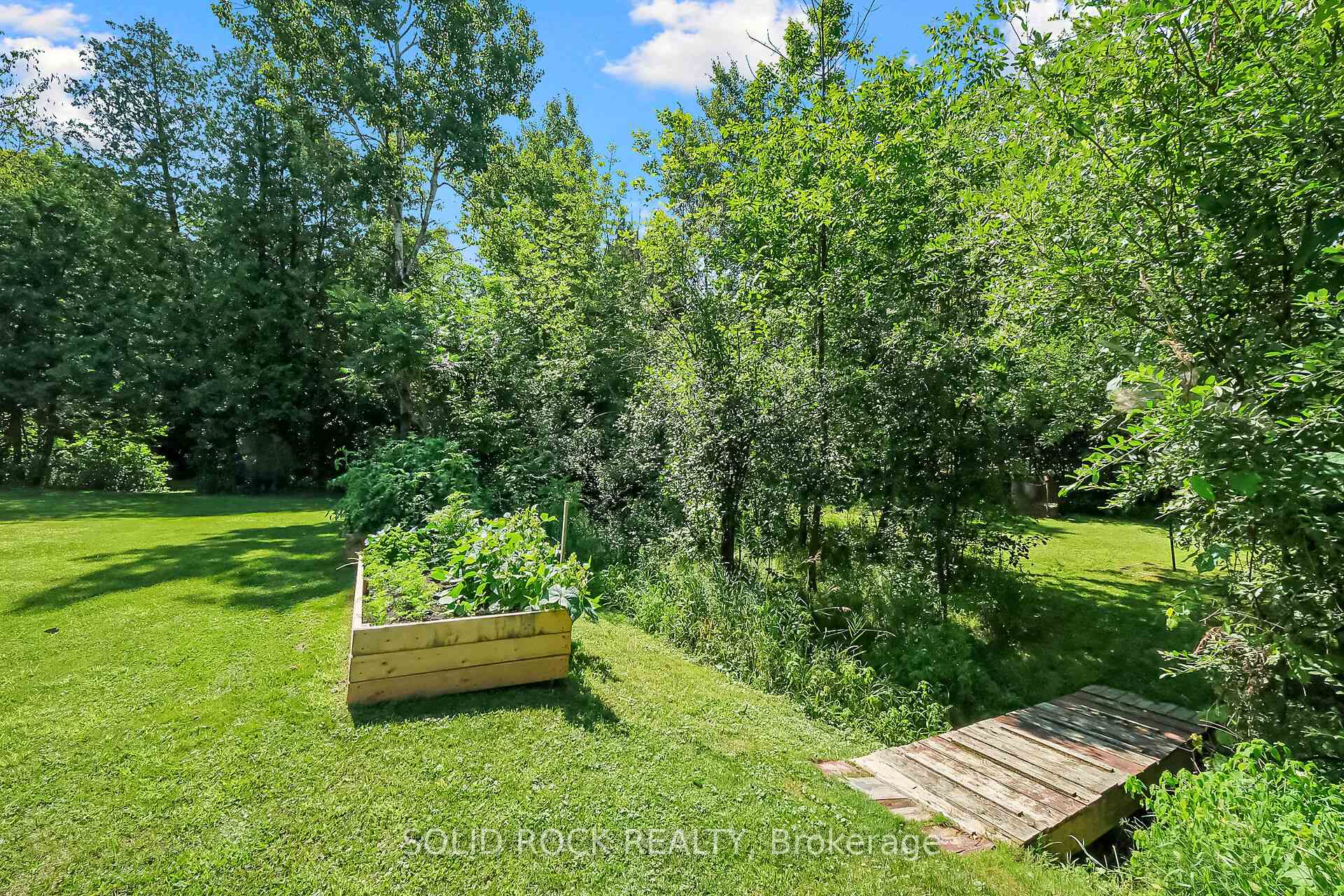Photo 46 of 209 Deerwood Drive, Ottawa, Fitzroy Ward (South West) — HOMEH