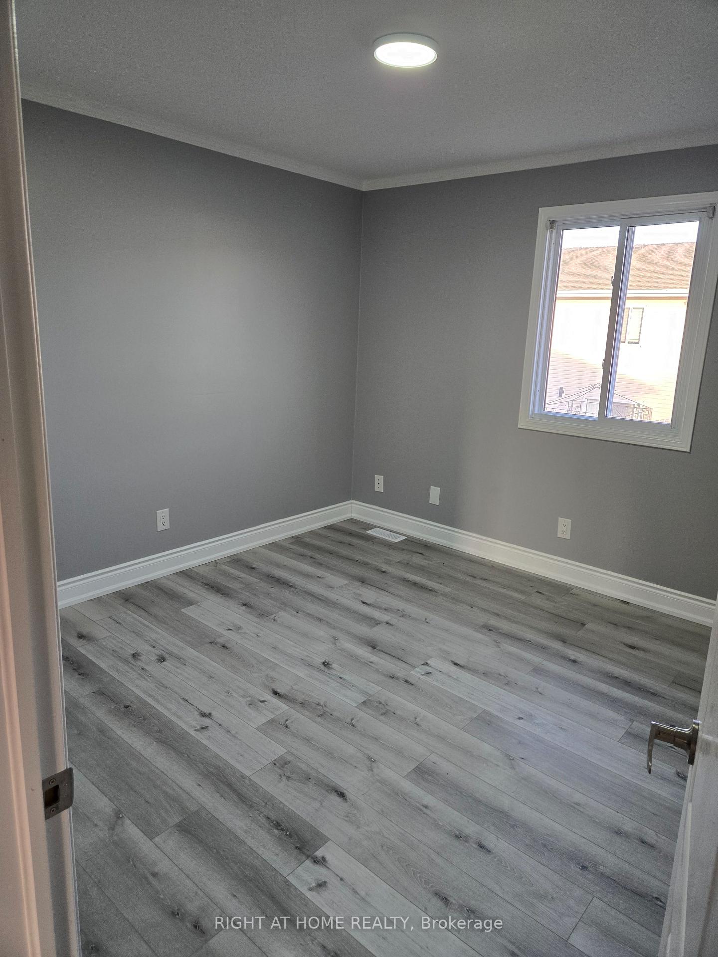 Photo 7 of Unit 63, 1292 Cardinal Crescent, Tecumseh — HOMEH