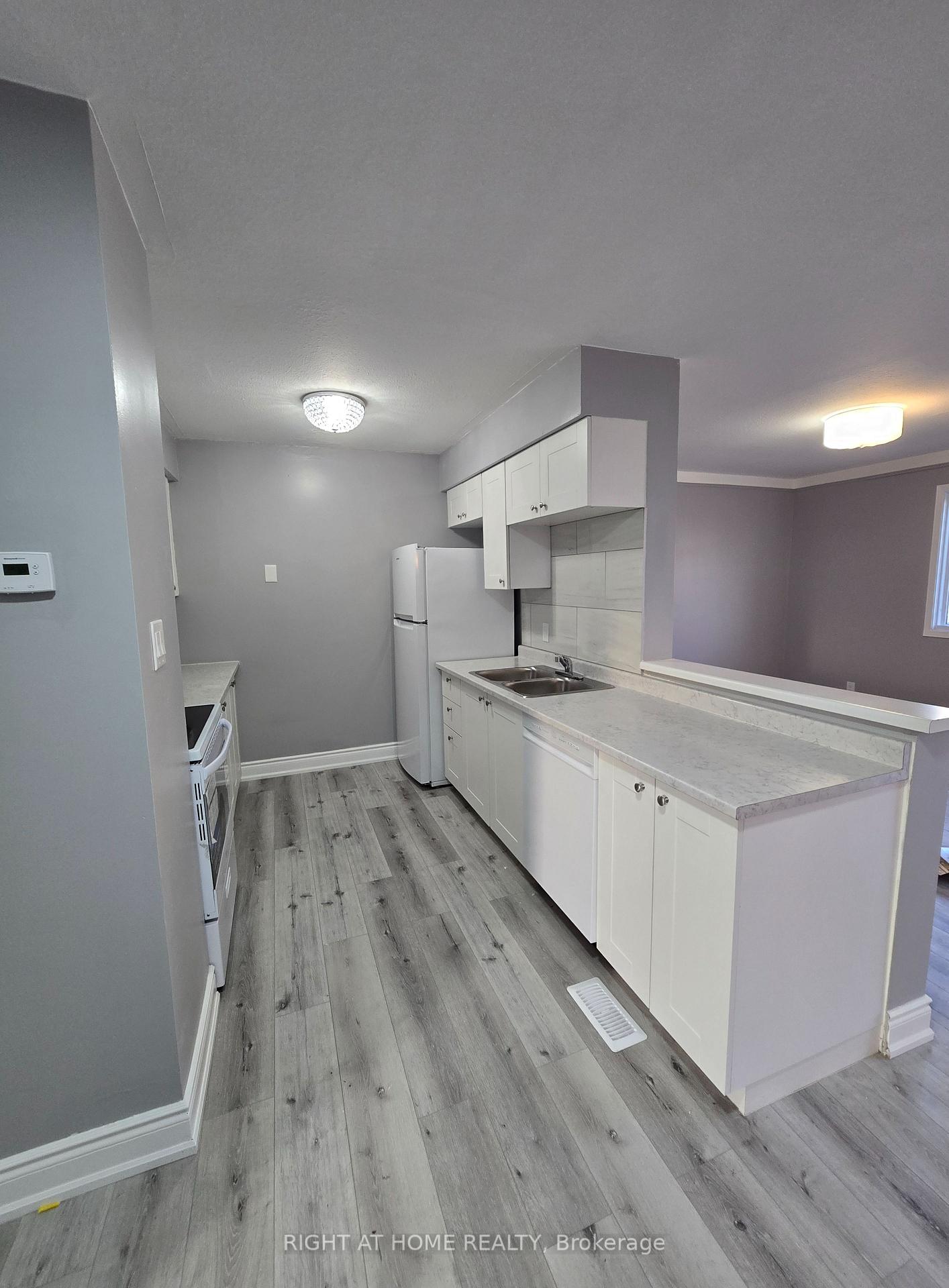 Photo 17 of Unit 63, 1292 Cardinal Crescent, Tecumseh — HOMEH