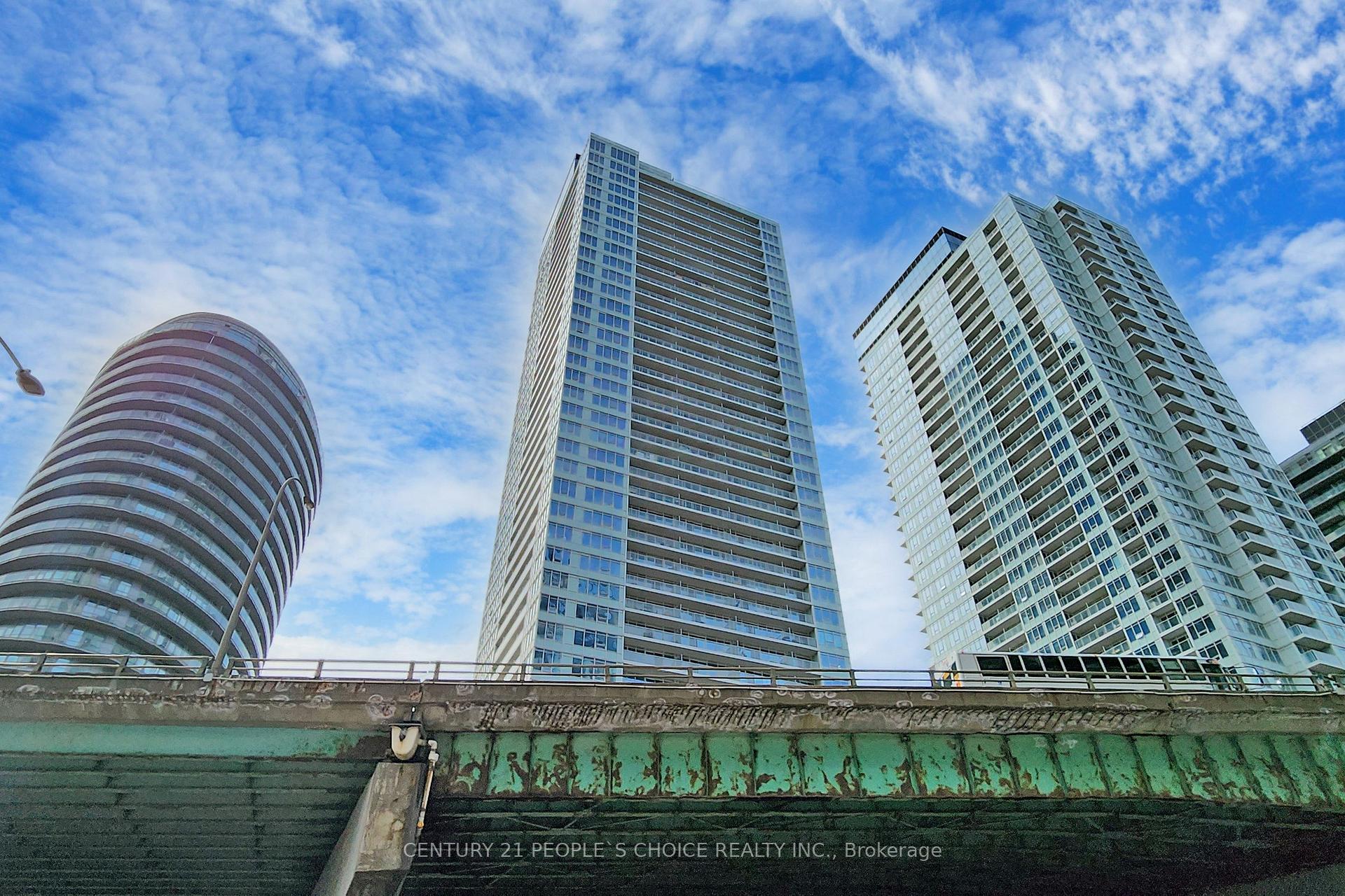 Front of Unit 1006, 17 Bathurst Street