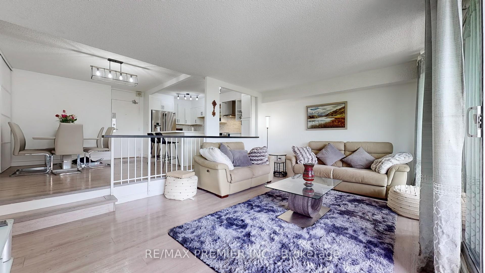 Photo 5 of Unit 710, 270 Scarlett Road, Toronto, Rockcliffe-Smythe — HOMEH