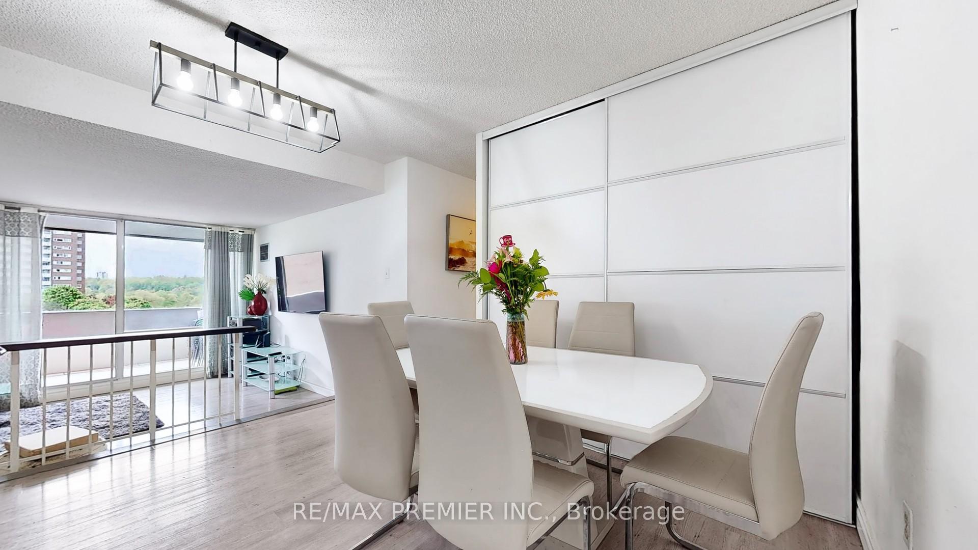 Photo 14 of Unit 710, 270 Scarlett Road, Toronto, Rockcliffe-Smythe — HOMEH
