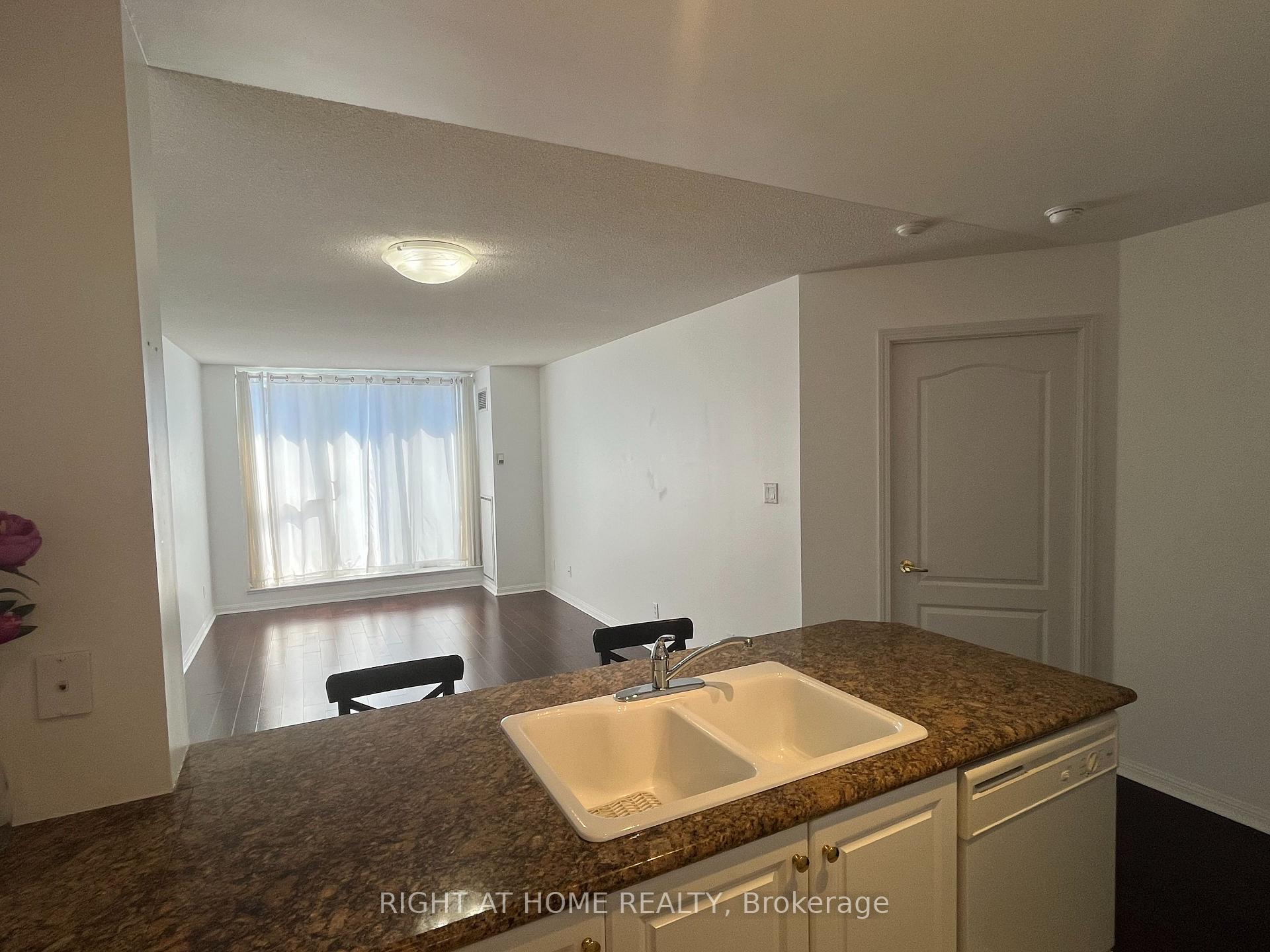 Photo 14 of Unit PH1, 3130 Yonge Street, Toronto, Lawrence Park North — HOMEH