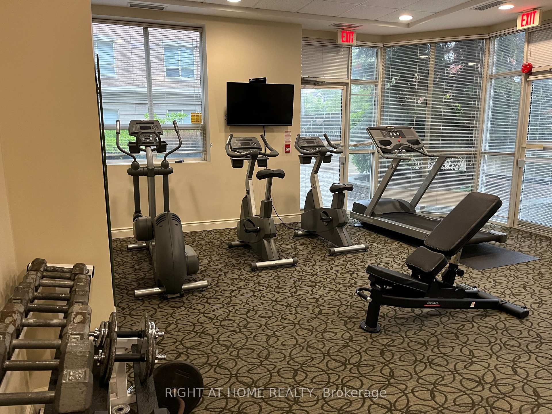Photo 38 of Unit PH1, 3130 Yonge Street, Toronto, Lawrence Park North — HOMEH