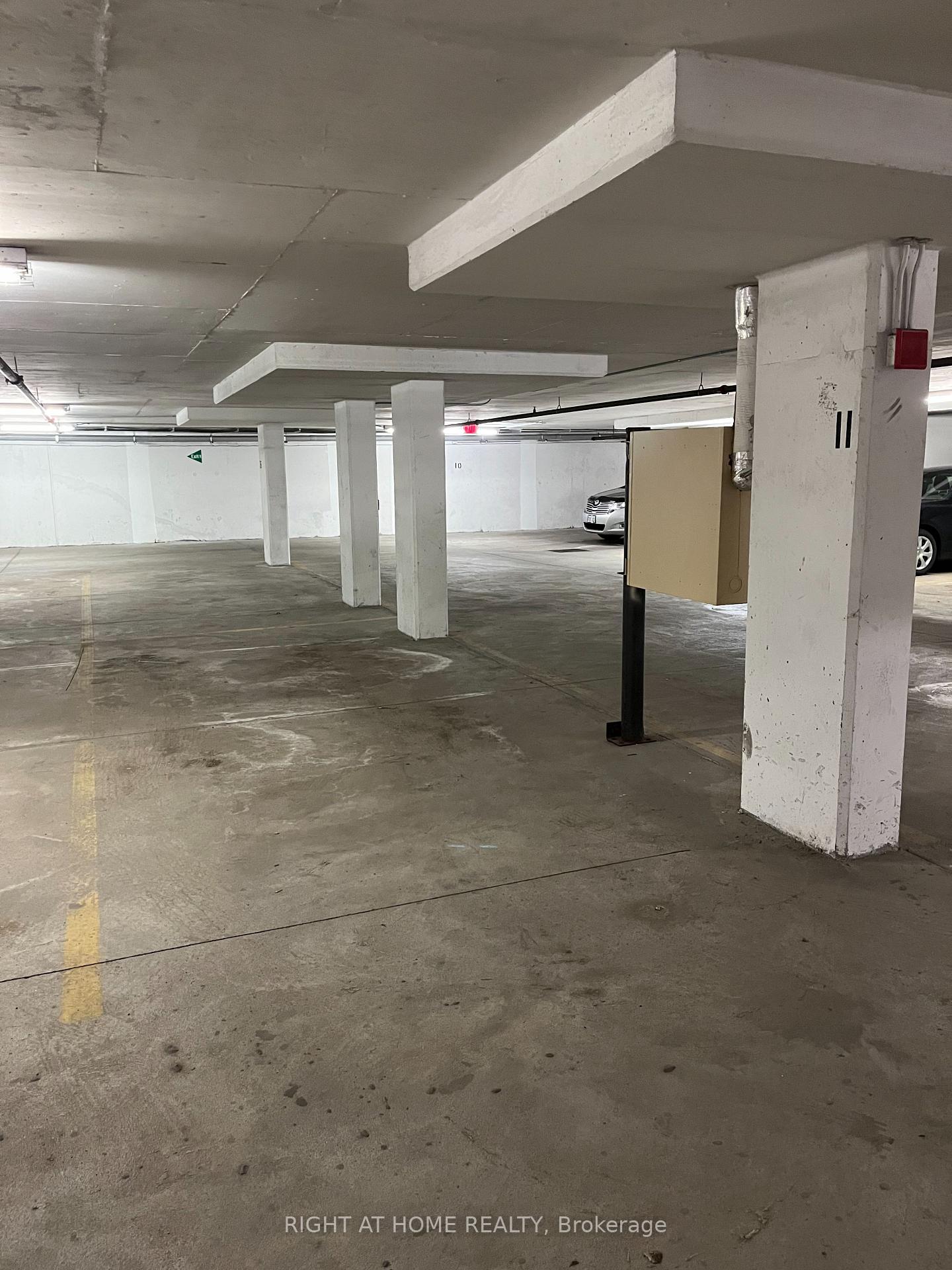 Photo 45 of Unit PH1, 3130 Yonge Street, Toronto, Lawrence Park North — HOMEH