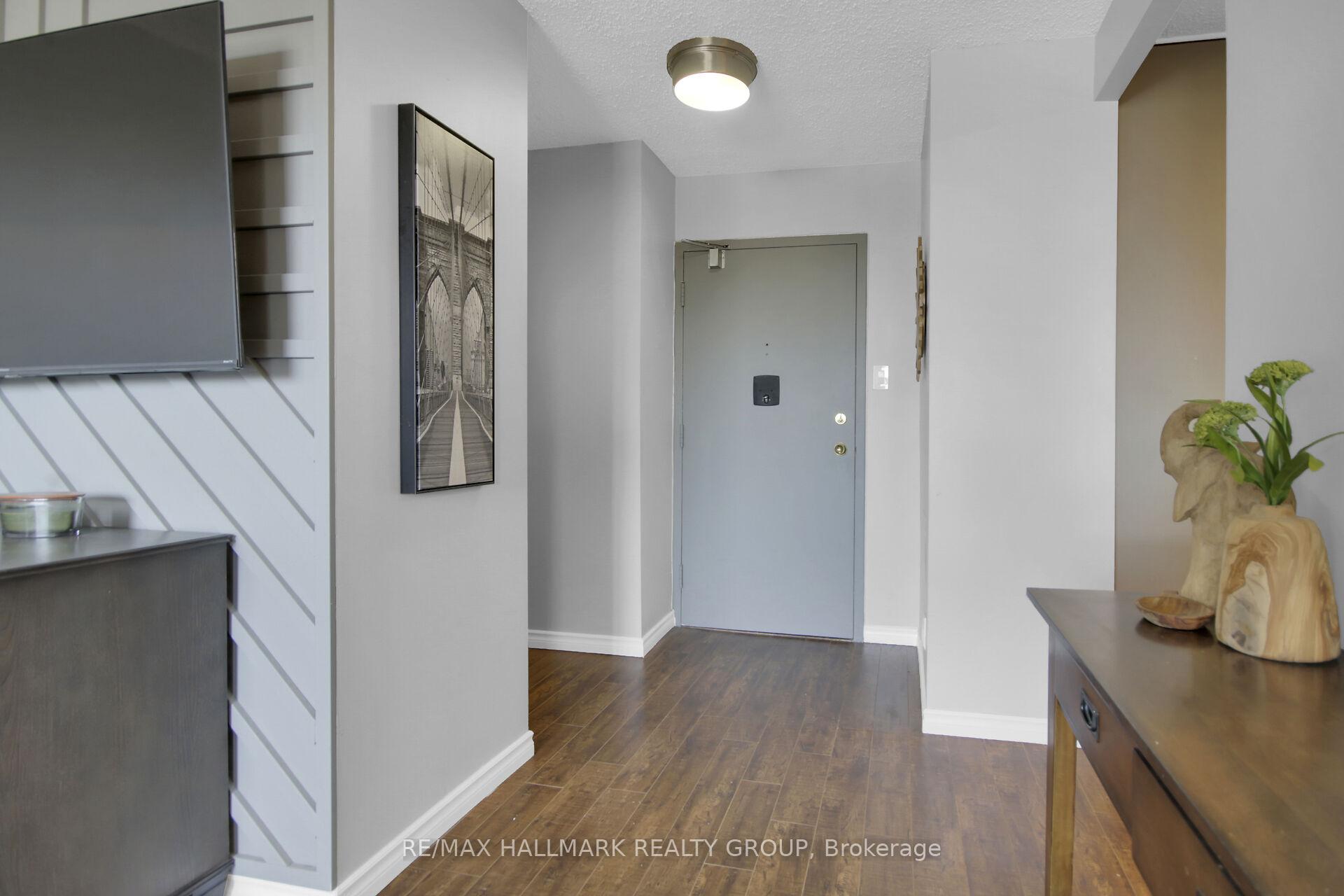 Photo 3 of Unit 408, 1285 Cahill Drive, Ottawa, South Keys — HOMEH