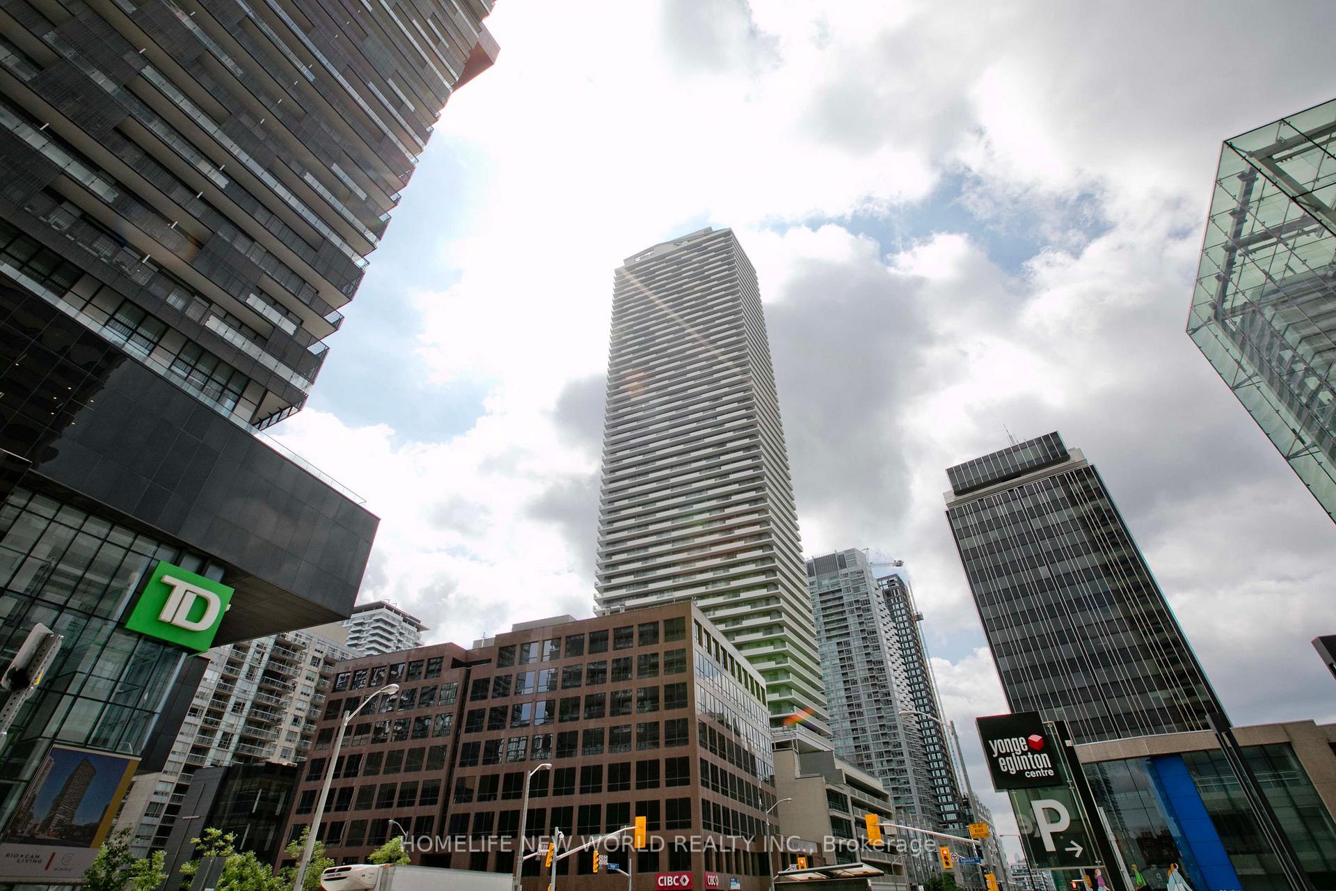 Photo 2 of Unit 1905, 2221 Yonge Street, Toronto, Mount Pleasant West — HOMEH
