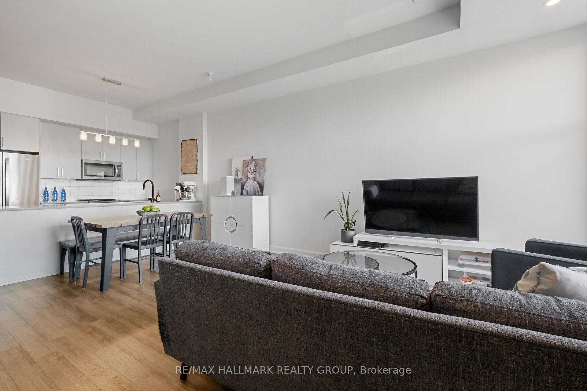 Photo 6 of Unit 5, 511 Gladstone Avenue S, Ottawa, Ottawa Centre — HOMEH