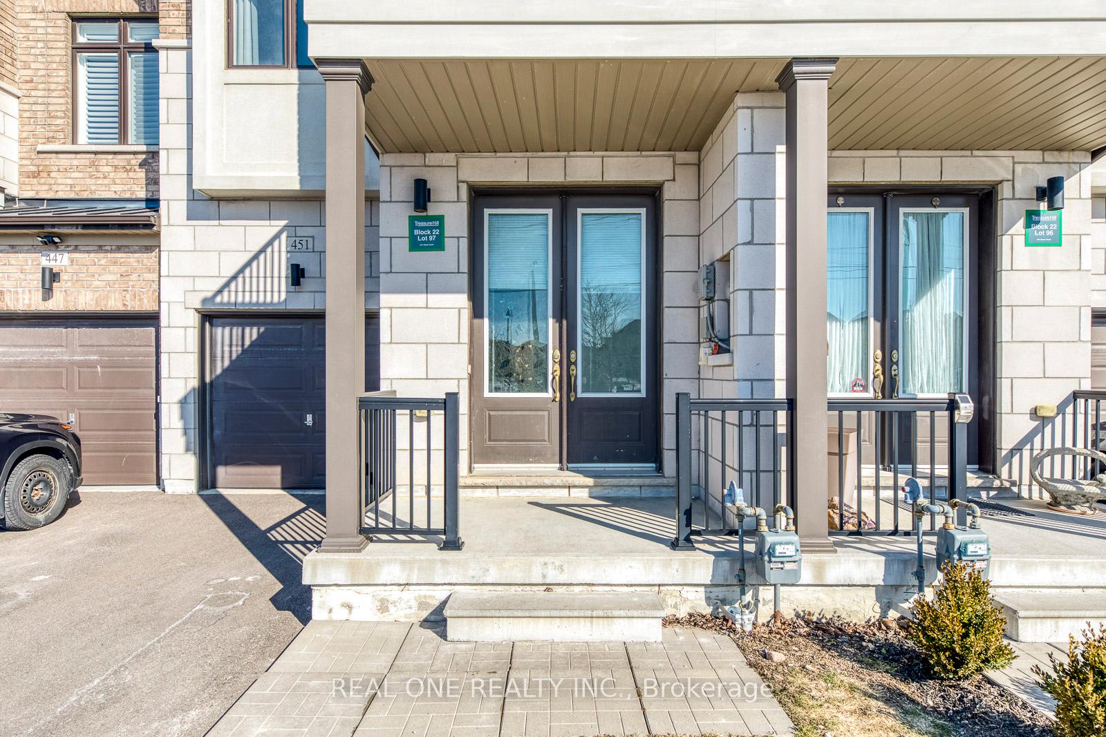 Photo 1 of 451 Elyse Court, Aurora, Bayview Northeast — HOMEH