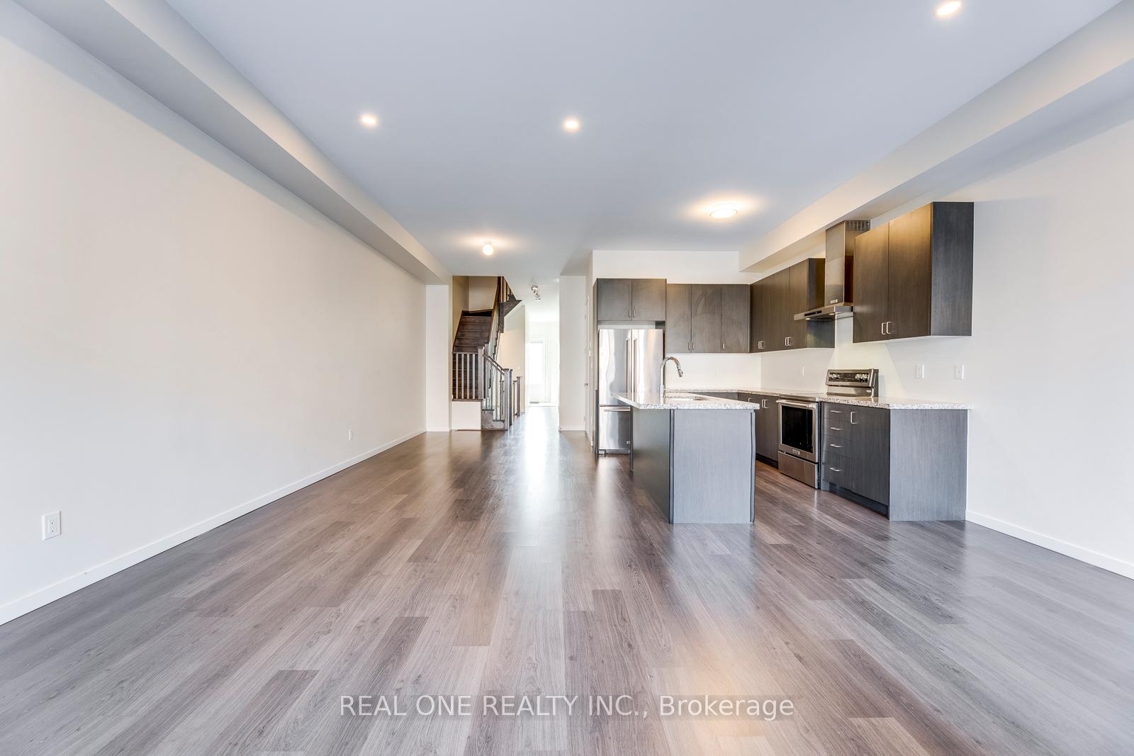 Photo 2 of 451 Elyse Court, Aurora, Bayview Northeast — HOMEH