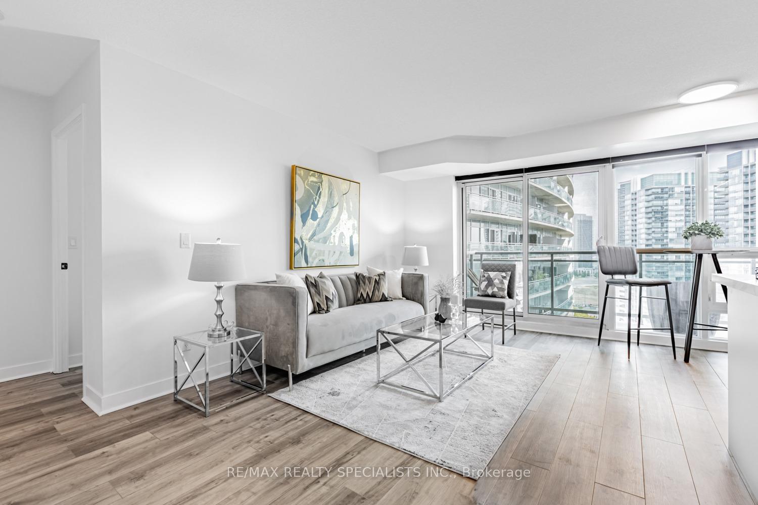 Photo 13 of Unit 1714, 155 Legion Road N, Etobicoke, Mimico — HOMEH