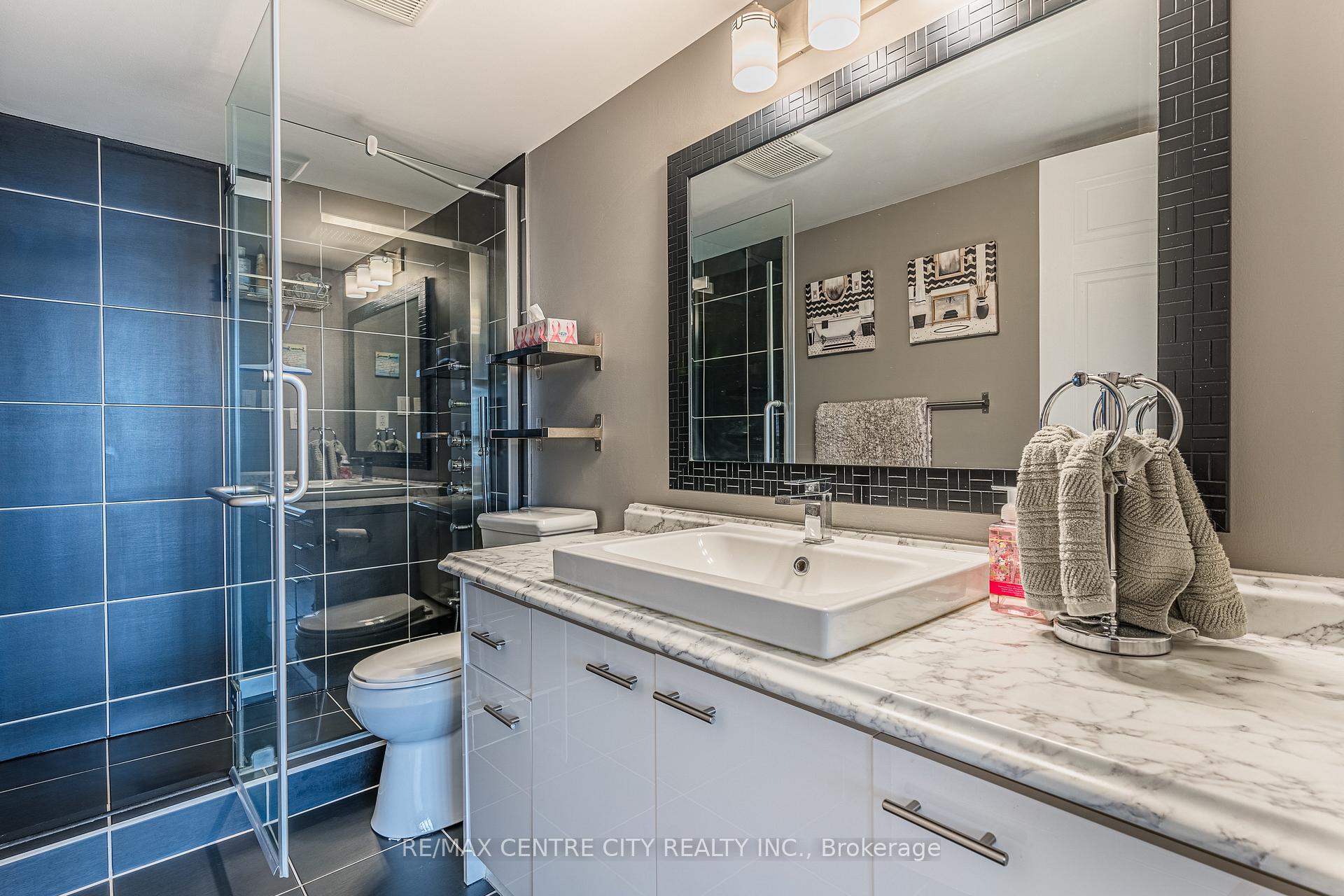 Photo 16 of Unit 908, 3227 King Street E, Kitchener — HOMEH