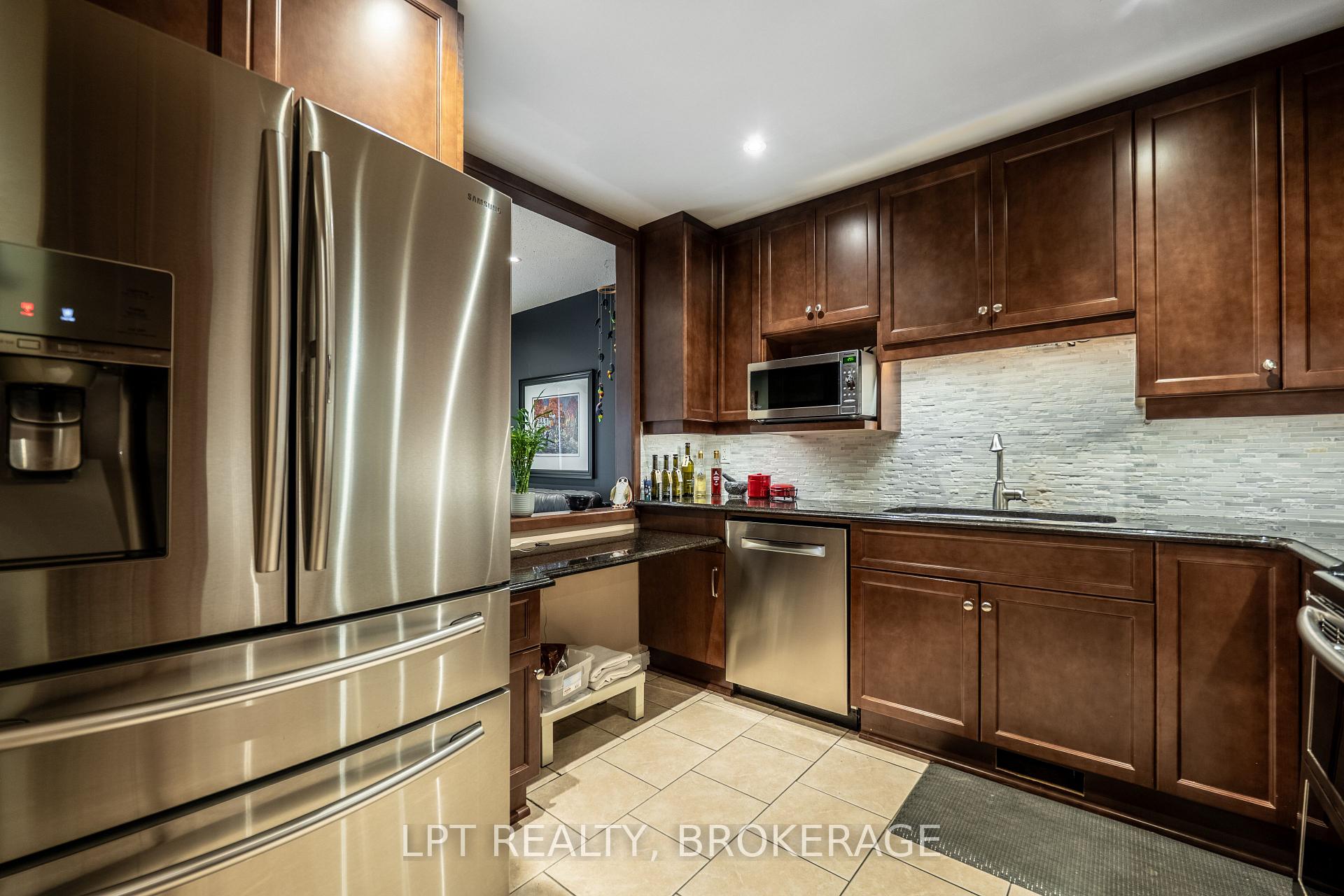 Photo 23 of 491 Valade Crescent, Ottawa, Fallingbrook/Pineridge — HOMEH