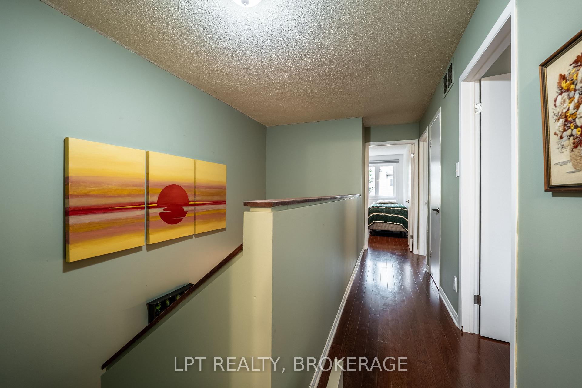 Photo 24 of 491 Valade Crescent, Ottawa, Fallingbrook/Pineridge — HOMEH