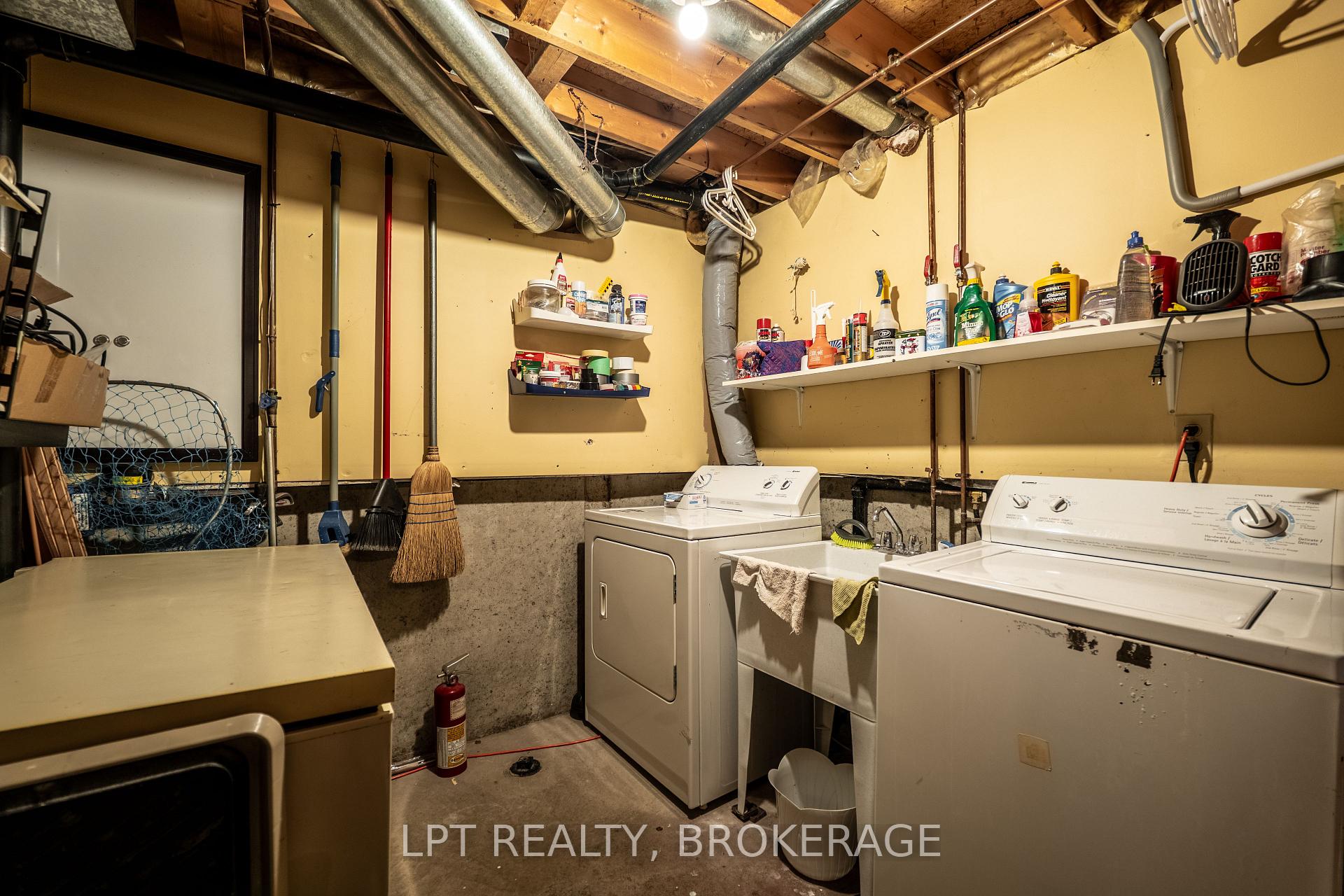 Photo 39 of 491 Valade Crescent, Ottawa, Fallingbrook/Pineridge — HOMEH