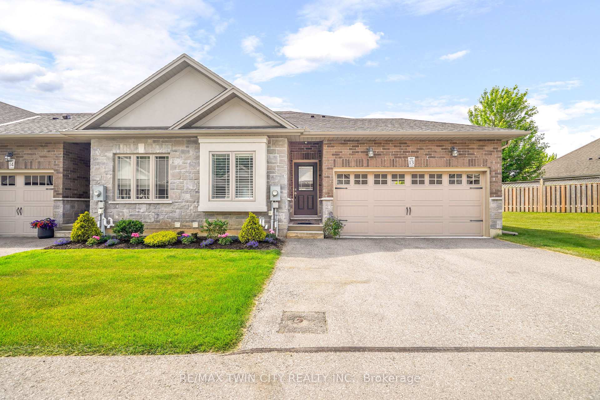 Photo 1 of Unit 13, 194 Donly Drive S, Norfolk, Simcoe — HOMEH