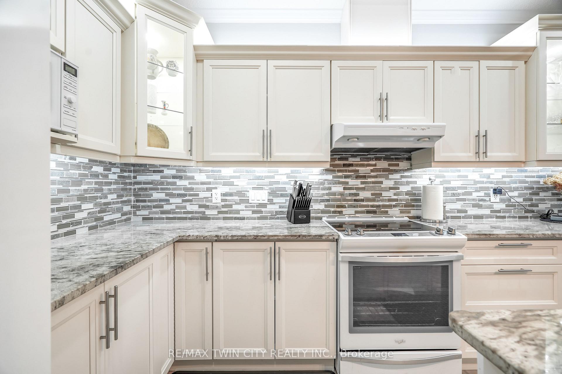 Photo 10 of Unit 13, 194 Donly Drive S, Norfolk, Simcoe — HOMEH