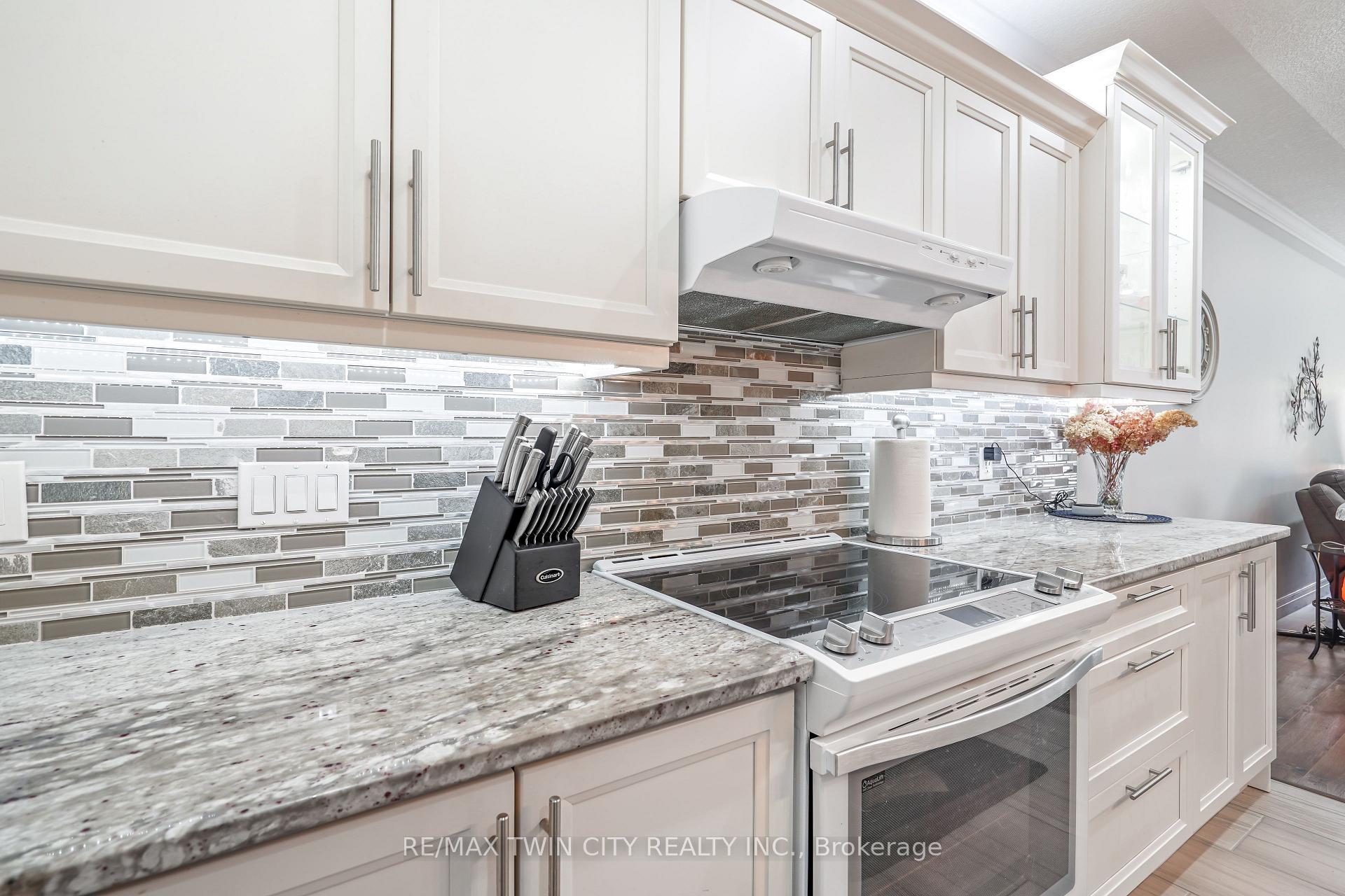 Photo 11 of Unit 13, 194 Donly Drive S, Norfolk, Simcoe — HOMEH