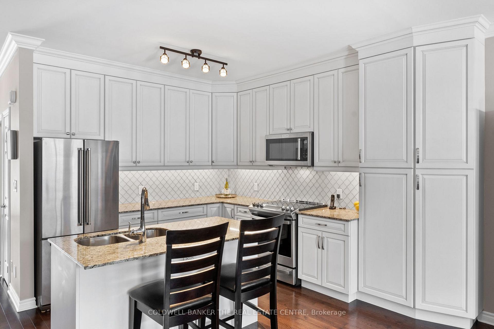 Photo 5 of Unit 8F, 8 Fred Barnard Way, Uxbridge — HOMEH