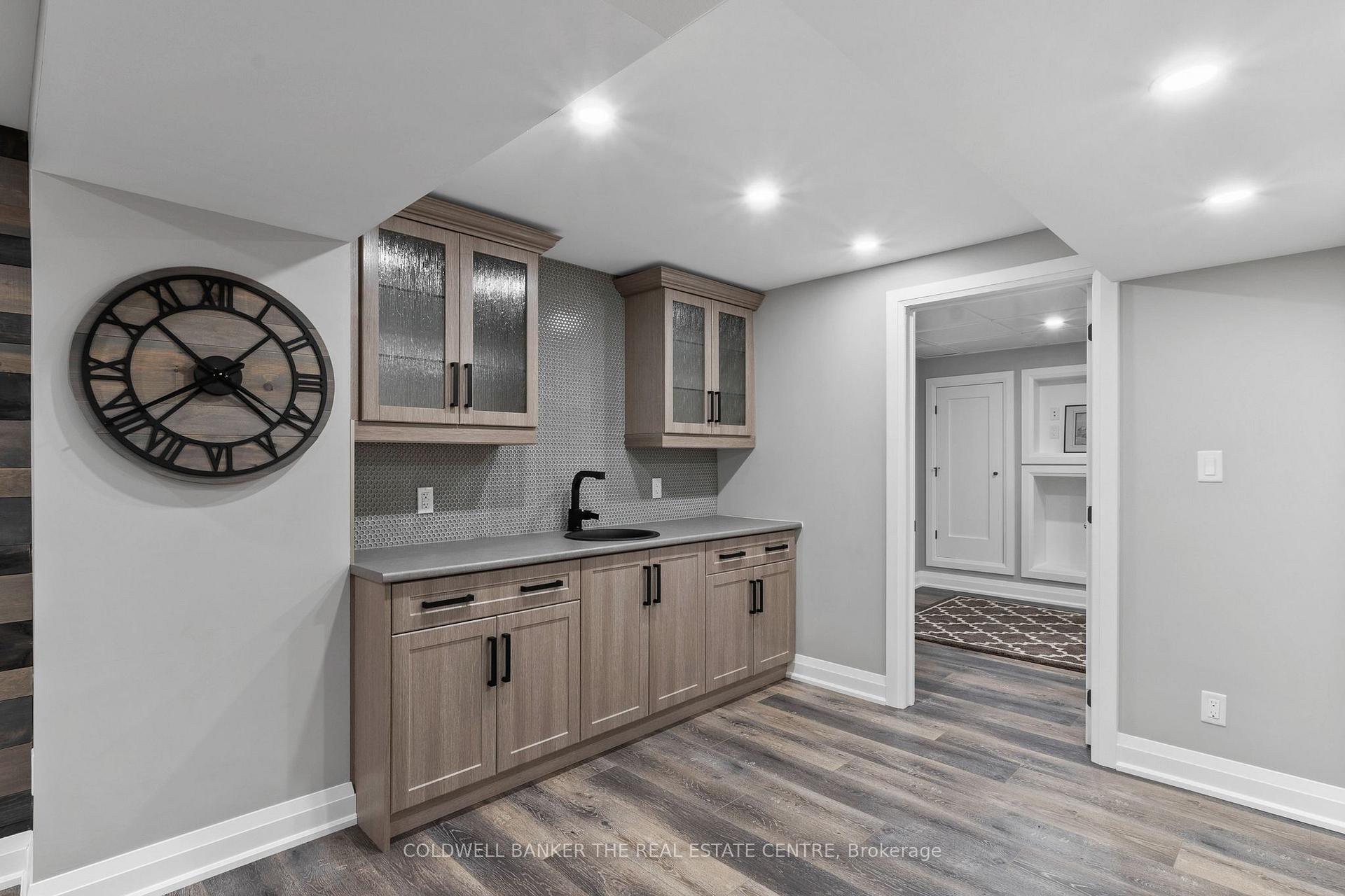 Photo 18 of Unit 8F, 8 Fred Barnard Way, Uxbridge — HOMEH