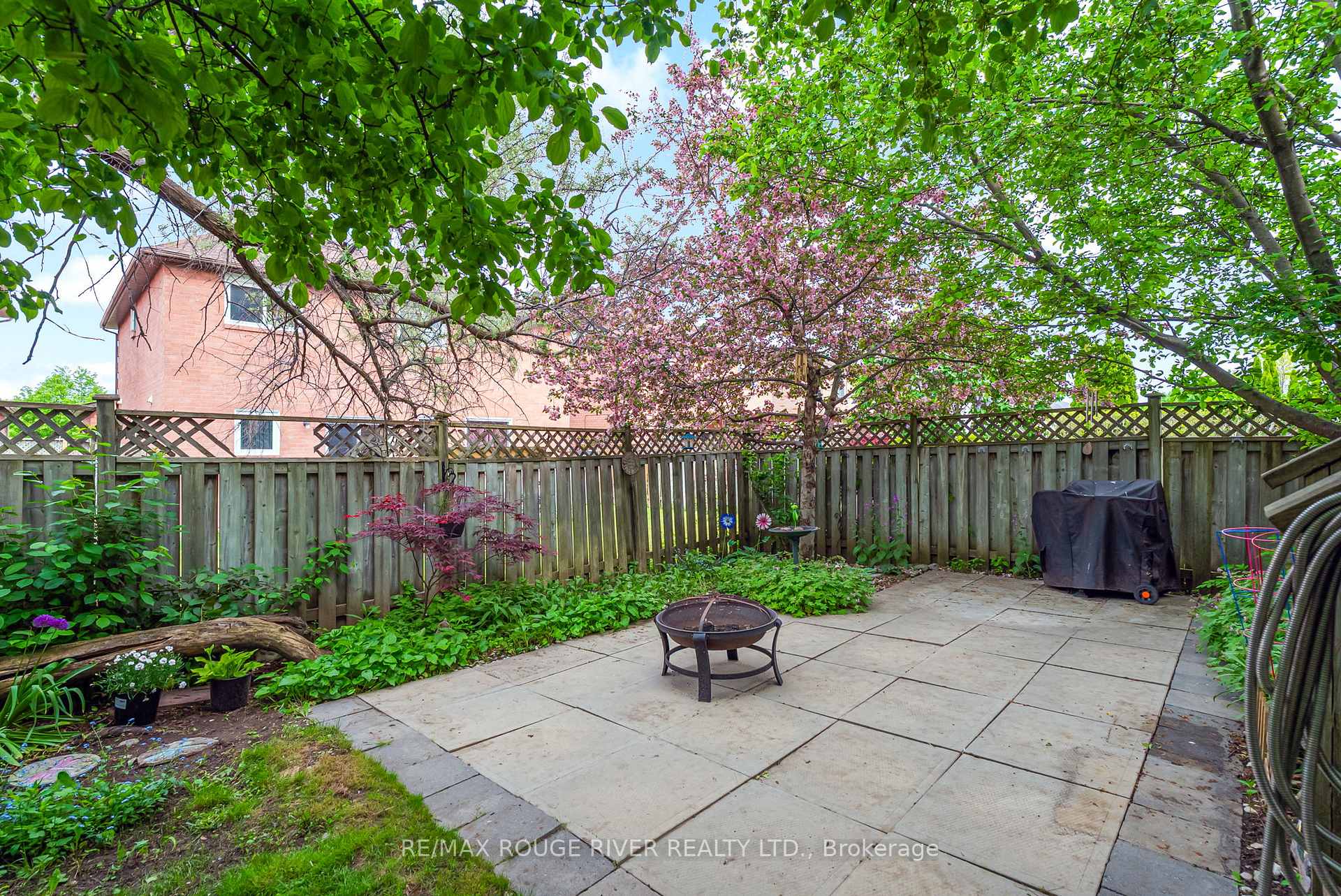 Photo 43 of 31 Sharp Crescent, Ajax, Central — HOMEH
