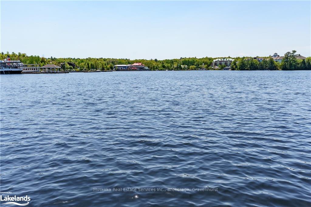Photo 4 of Unit 2, 135 Abbey Lane, Gravenhurst, Muskoka (S) — HOMEH