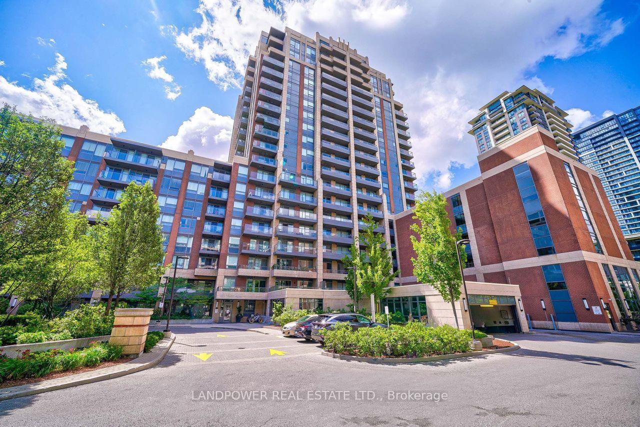 Front of Unit 825, 18 Uptown Drive
