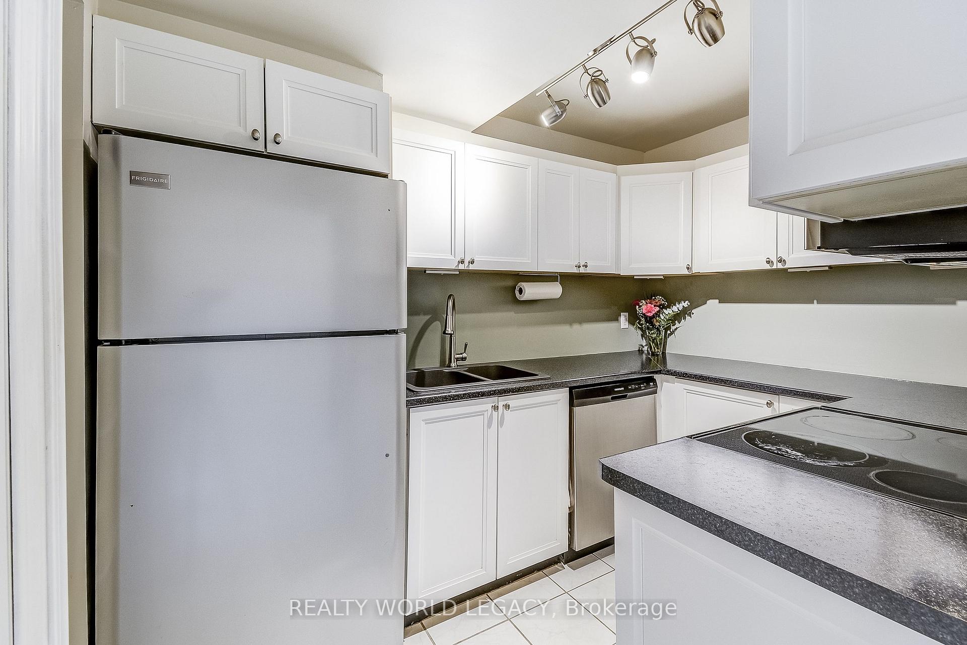 Photo 10 of Unit 413, 50 Main Street, Hamilton, Dundas — HOMEH