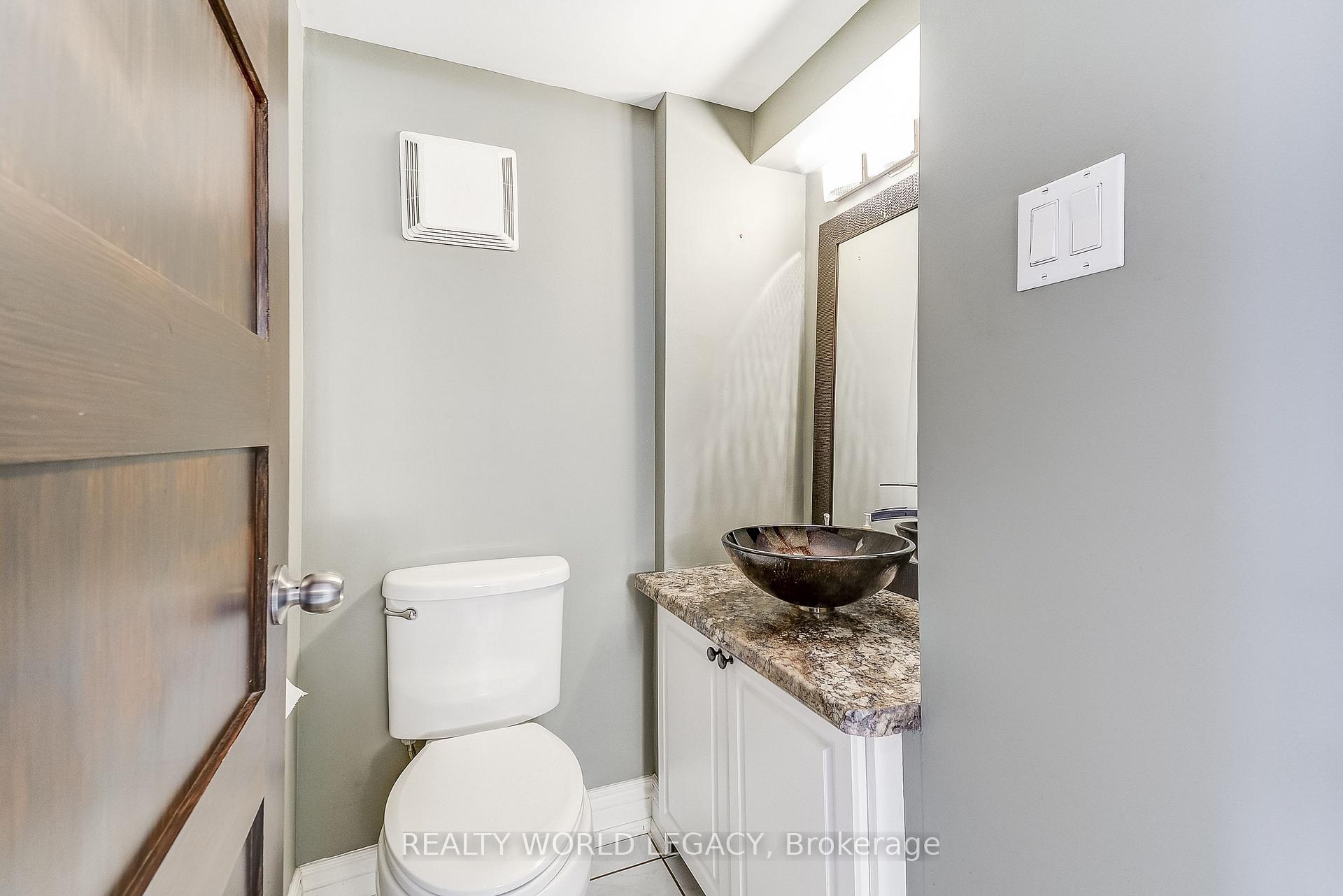 Photo 16 of Unit 413, 50 Main Street, Hamilton, Dundas — HOMEH