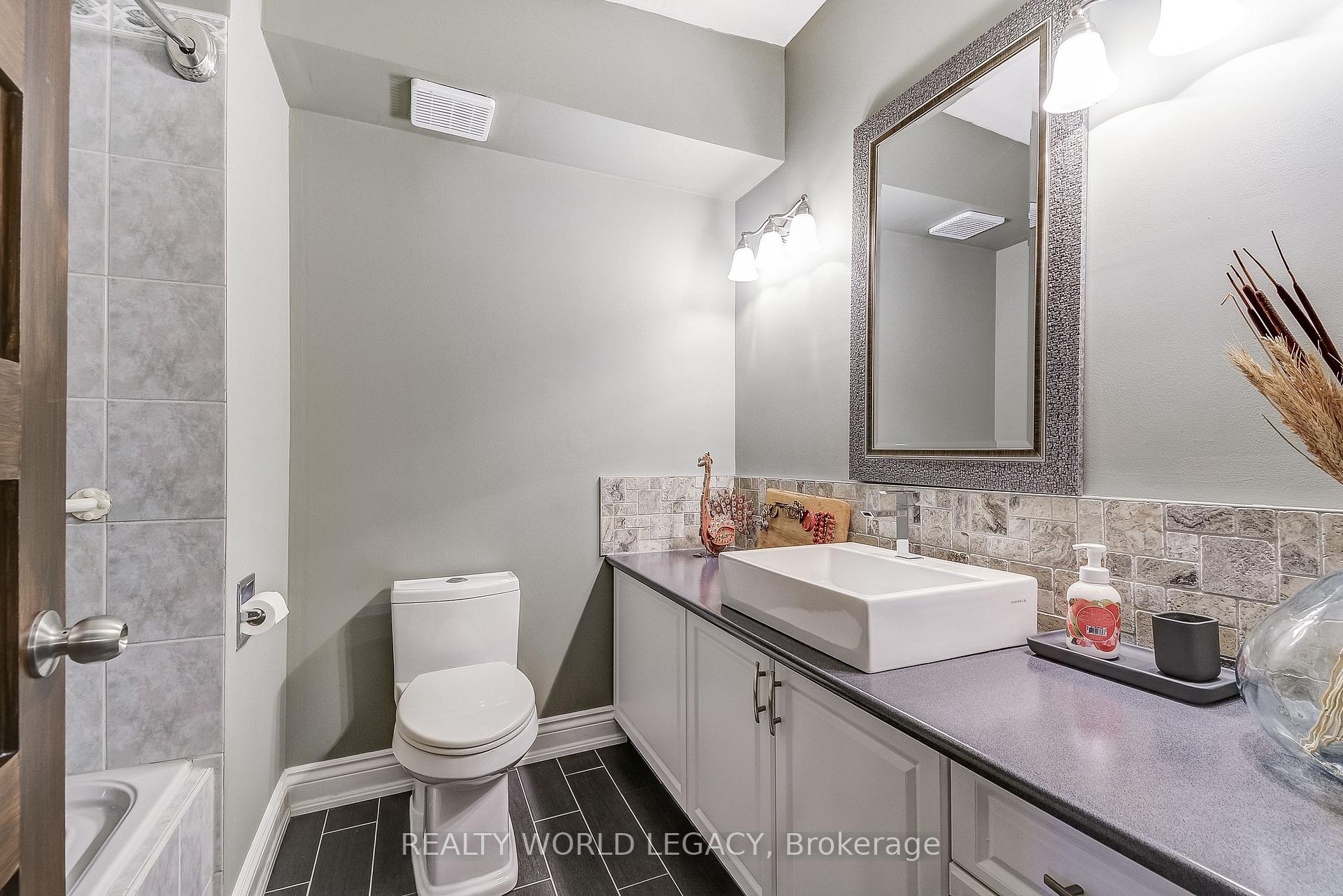 Photo 38 of Unit 413, 50 Main Street, Hamilton, Dundas — HOMEH