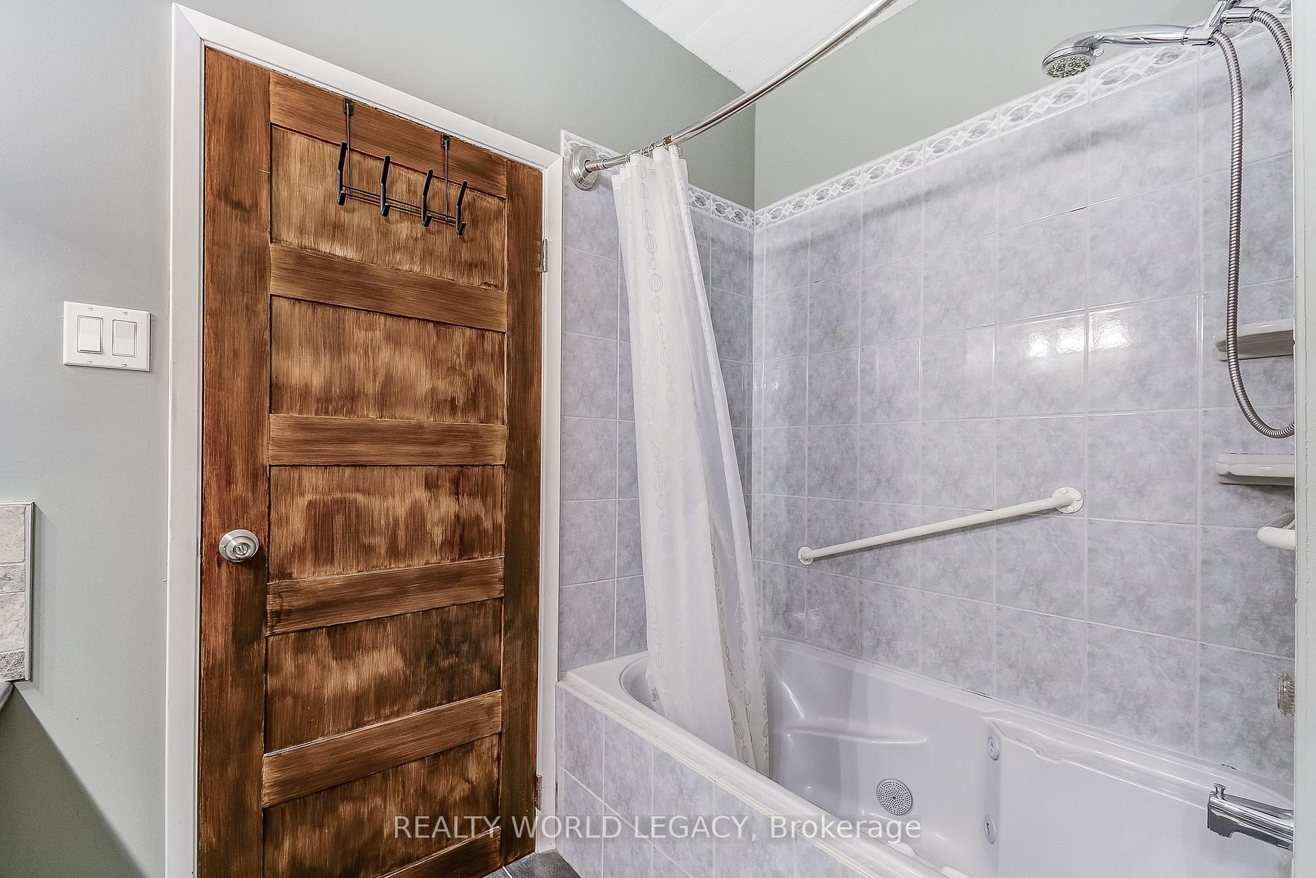 Photo 39 of Unit 413, 50 Main Street, Hamilton, Dundas — HOMEH