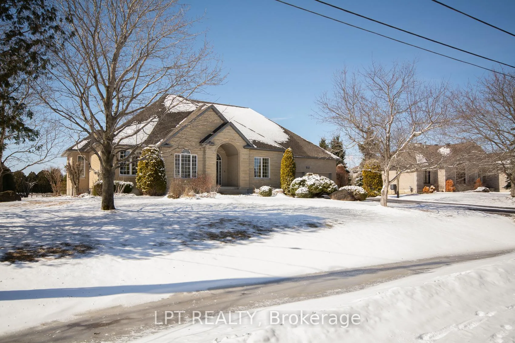 Photo 3 of 1496 Stableview Way, Ottawa, Greely — HOMEH