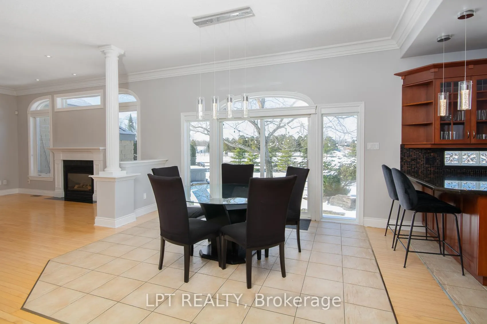 Photo 13 of 1496 Stableview Way, Ottawa, Greely — HOMEH
