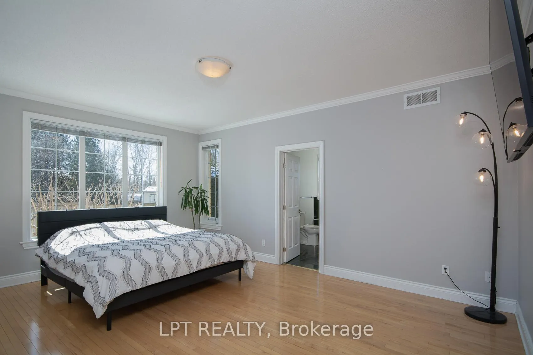 Photo 27 of 1496 Stableview Way, Ottawa, Greely — HOMEH