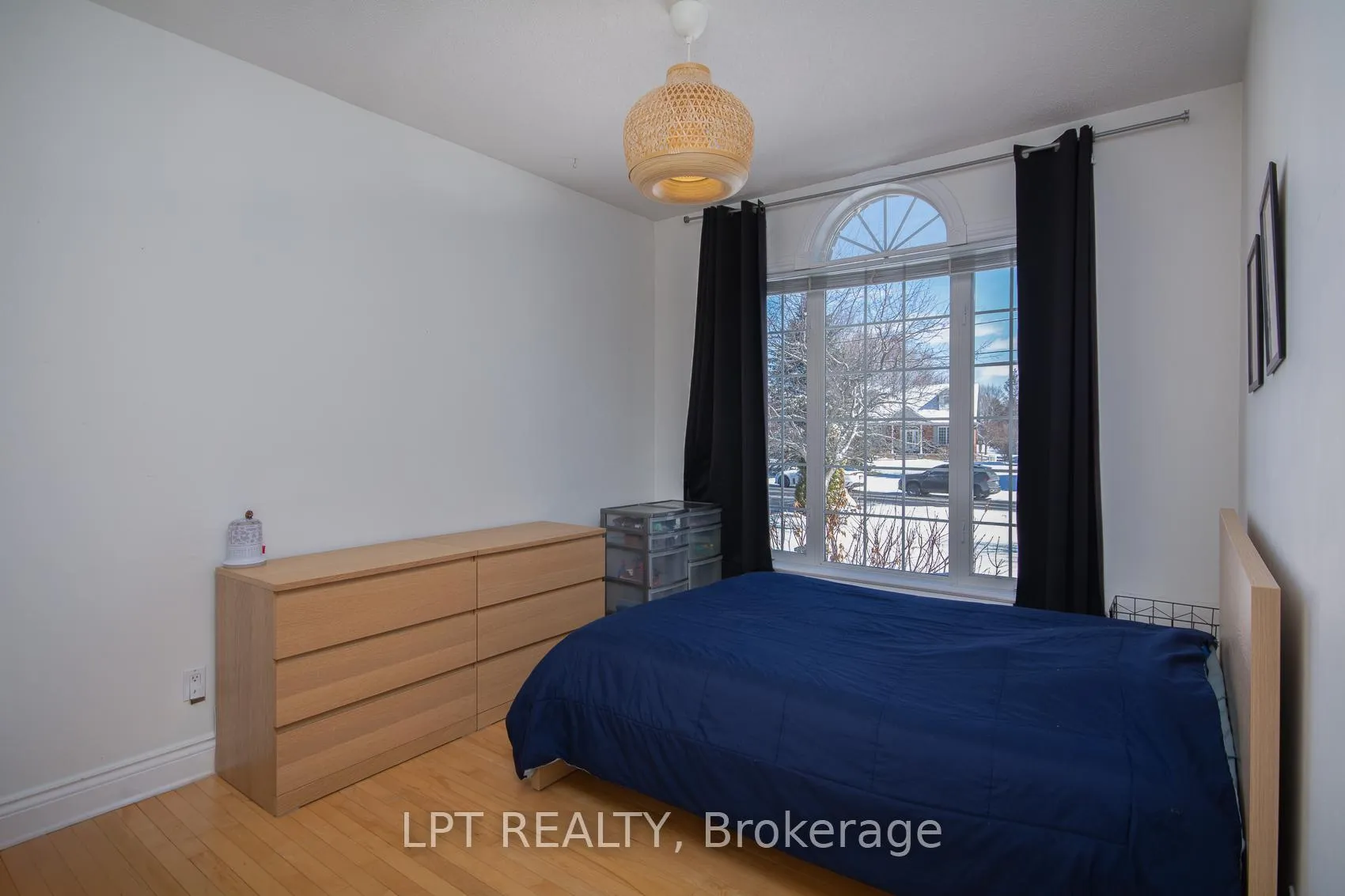 Photo 33 of 1496 Stableview Way, Ottawa, Greely — HOMEH