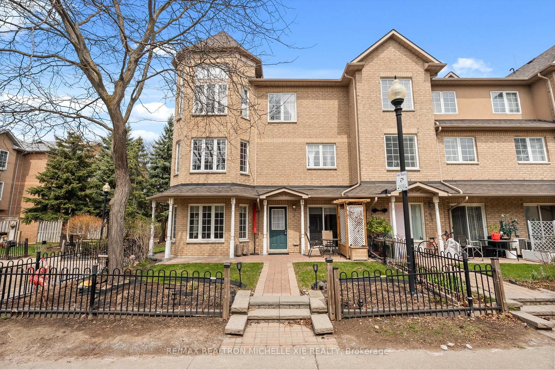Front of Unit 01, 23 St.Moritz Way