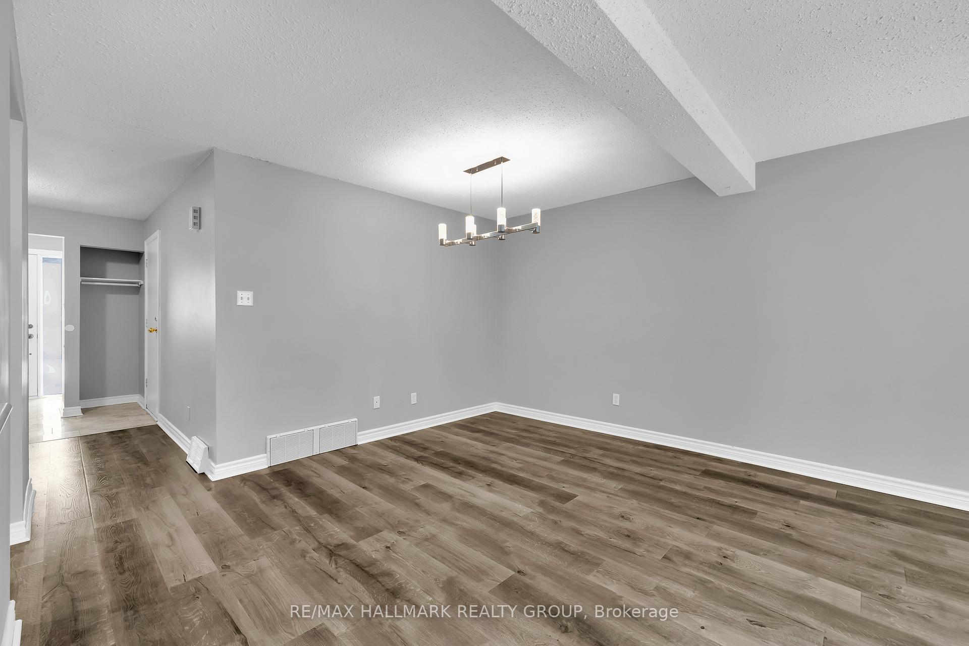 Photo 13 of Unit 68, 3205 Uplands Drive, Ottawa, Hunt Club Woods — HOMEH
