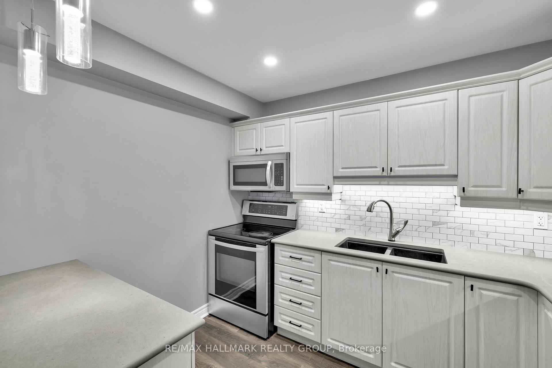 Photo 20 of Unit 68, 3205 Uplands Drive, Ottawa, Hunt Club Woods — HOMEH