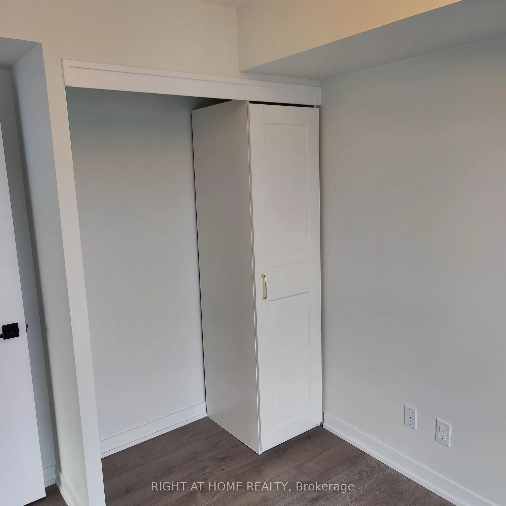 Photo 18 of Unit 207, 1401 O'Connor Drive, Toronto, O'Connor-Parkview — HOMEH