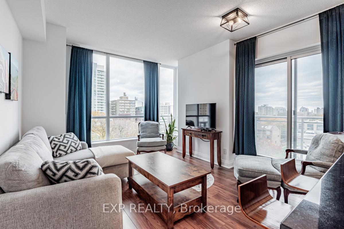 Photo 4 of Unit 502, 83 Redpath Avenue, Toronto, Mount Pleasant West — HOMEH