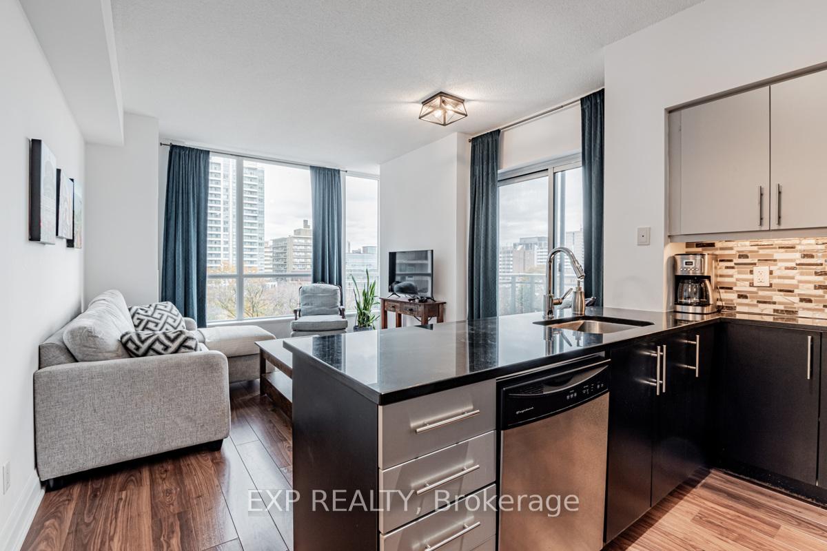 Photo 6 of Unit 502, 83 Redpath Avenue, Toronto, Mount Pleasant West — HOMEH